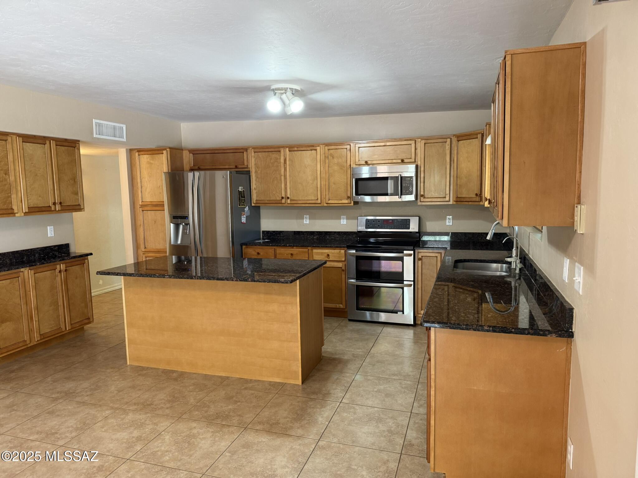 1450 S Corsica Place