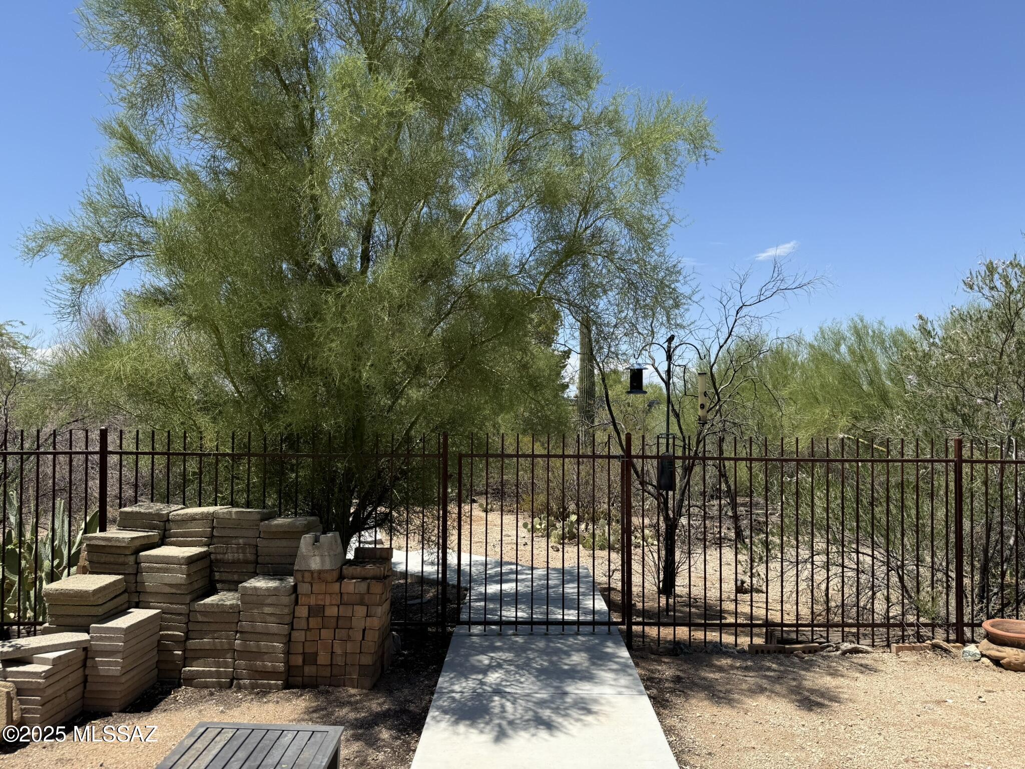 1450 S Corsica Place