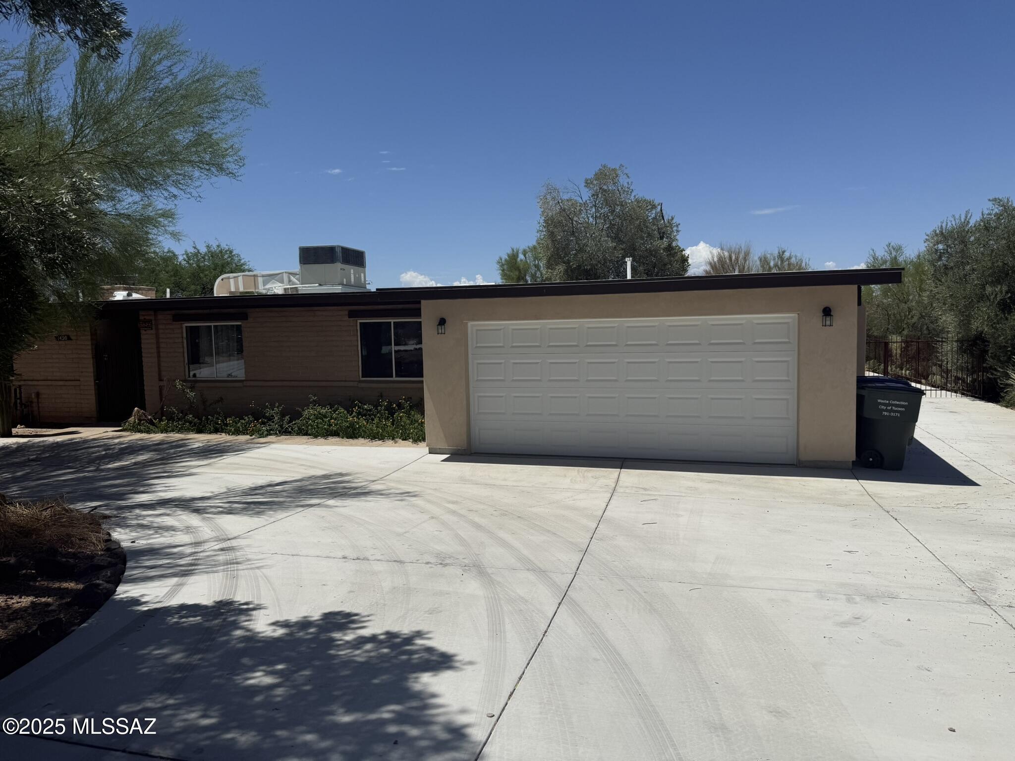 1450 S Corsica Place