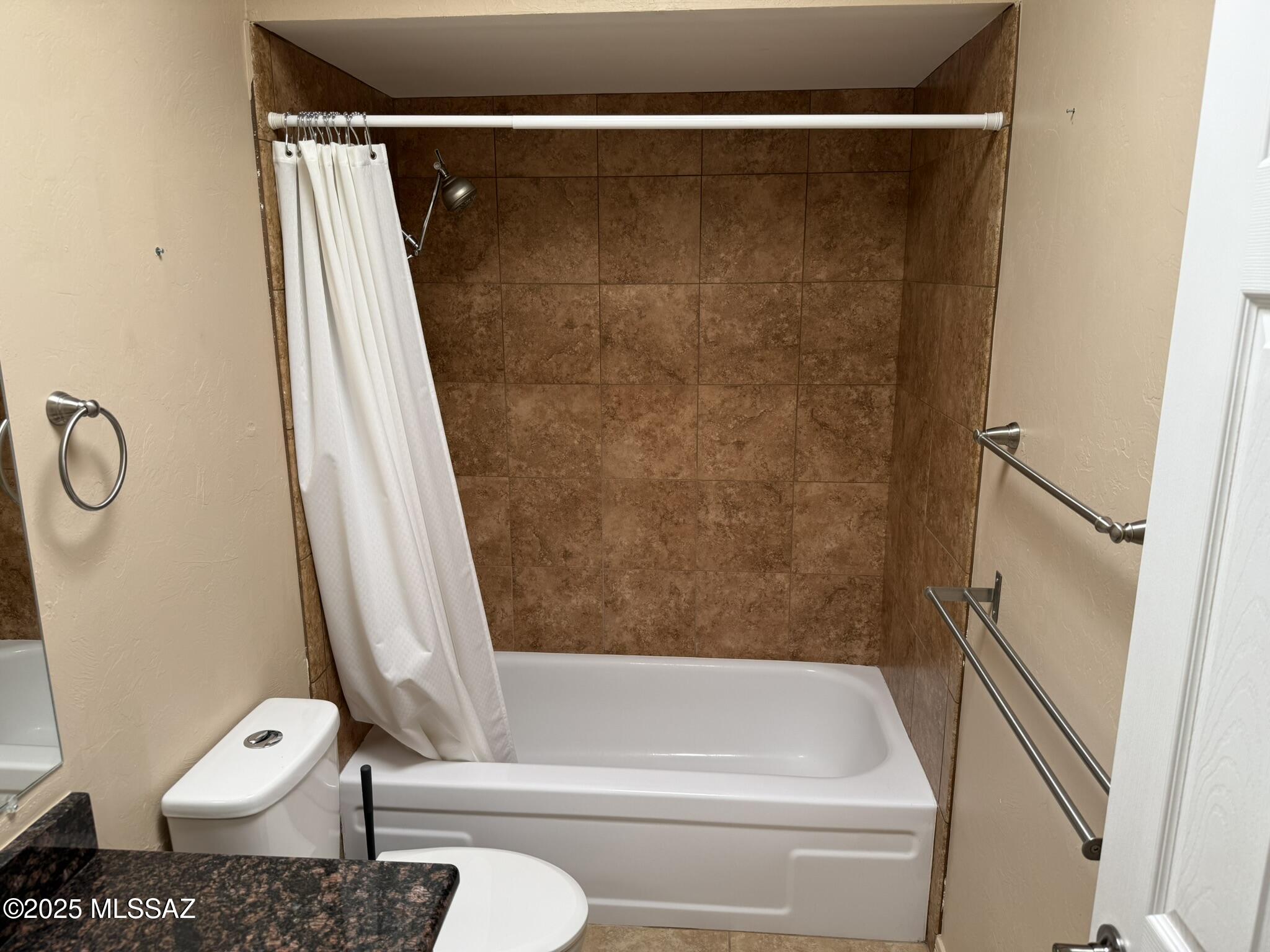 1450 S Corsica Place