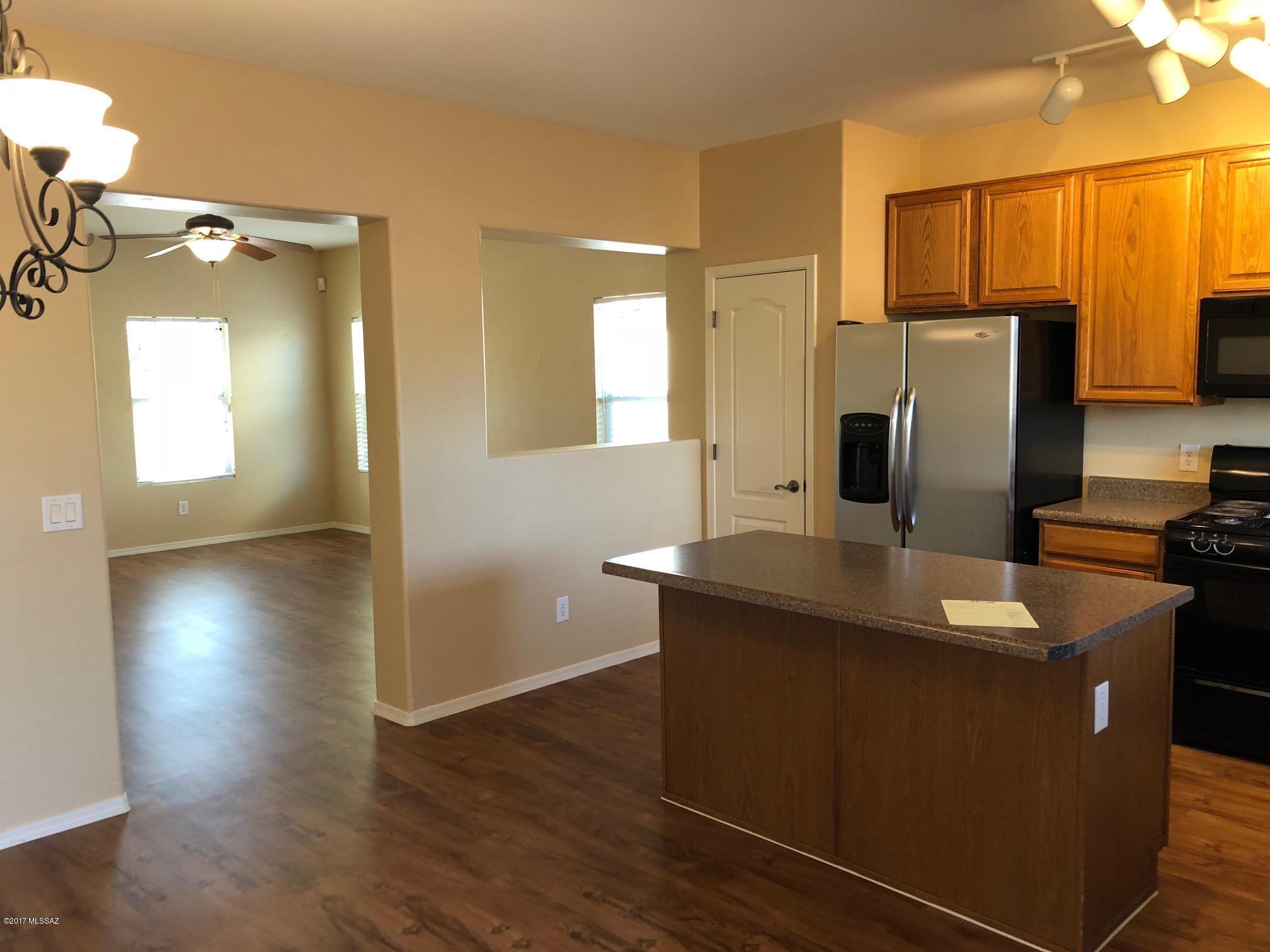 3248 N Rambling Creek Place