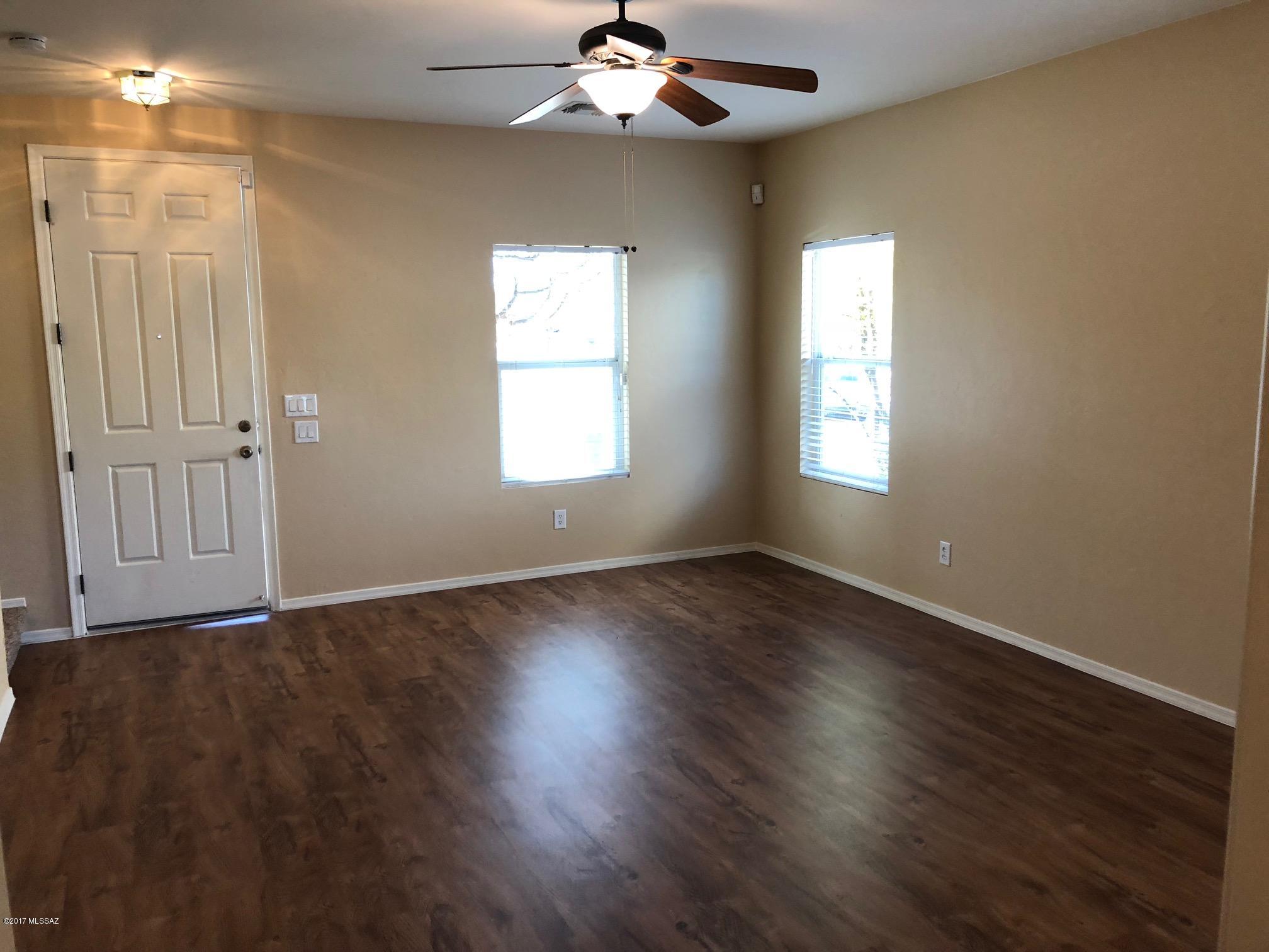 3248 N Rambling Creek Place