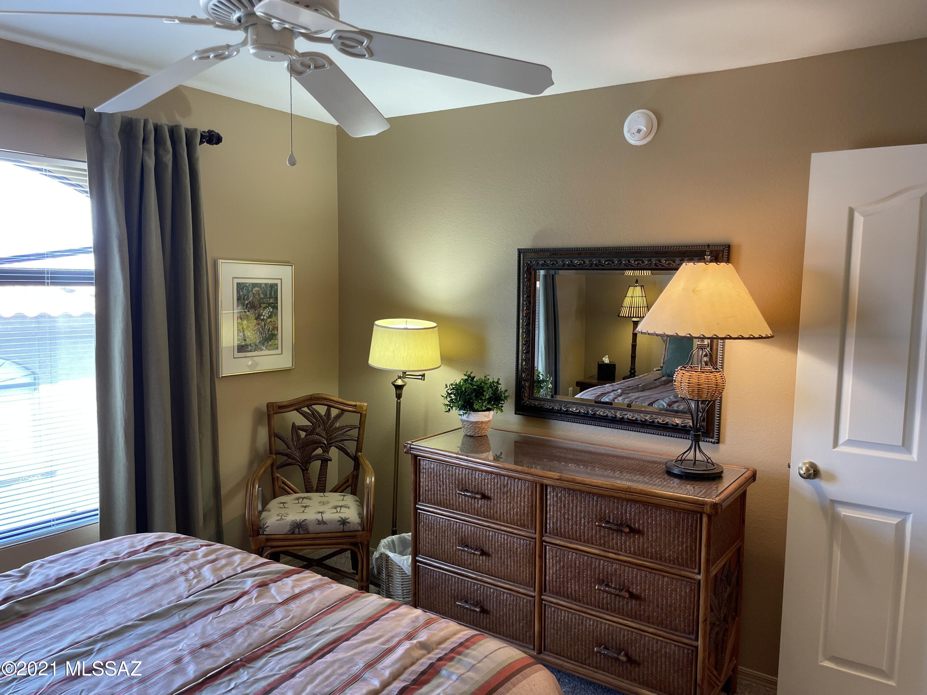 5751 N Kolb Road Unit: 9207