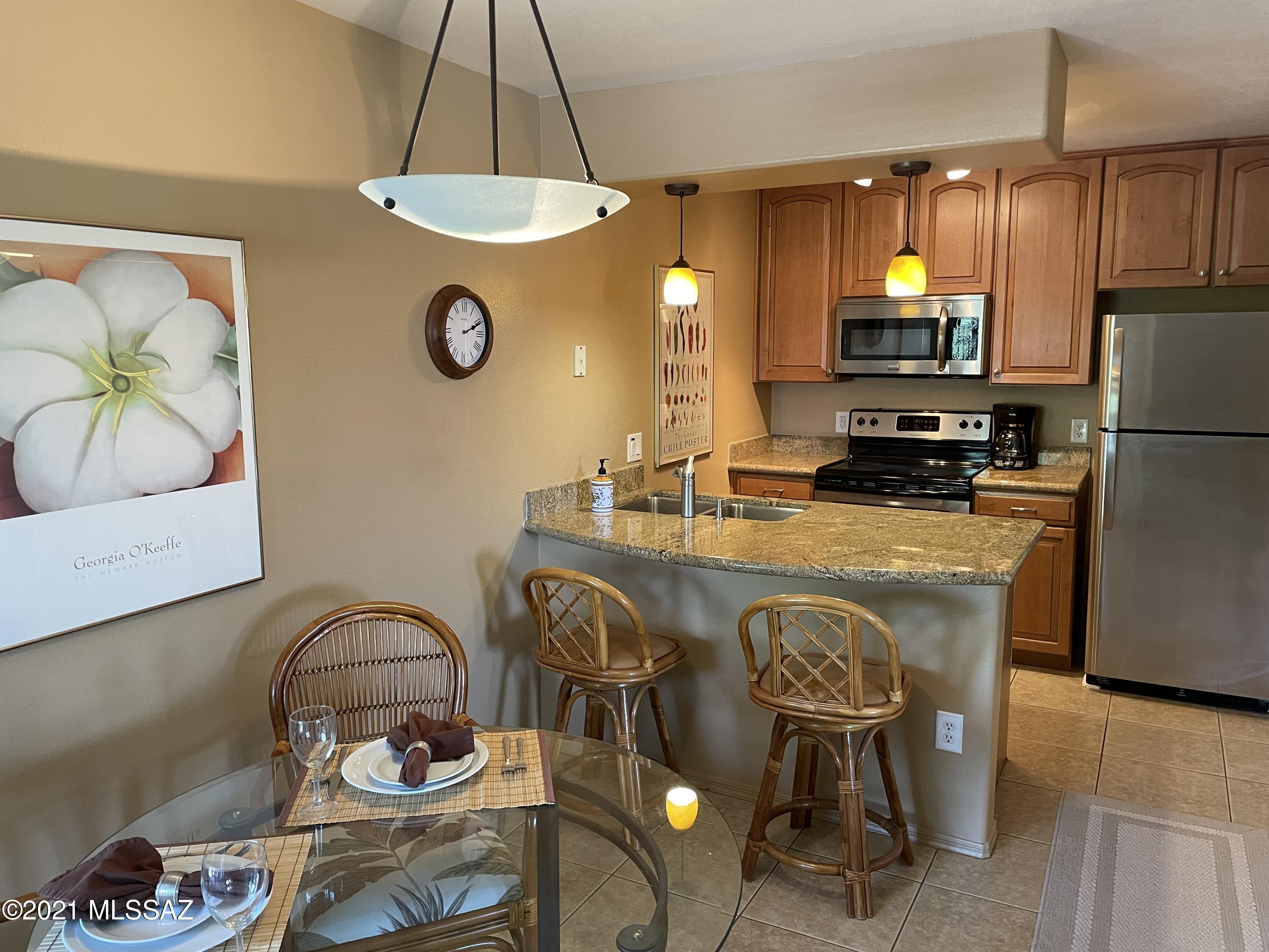 5751 N Kolb Road Unit: 9207