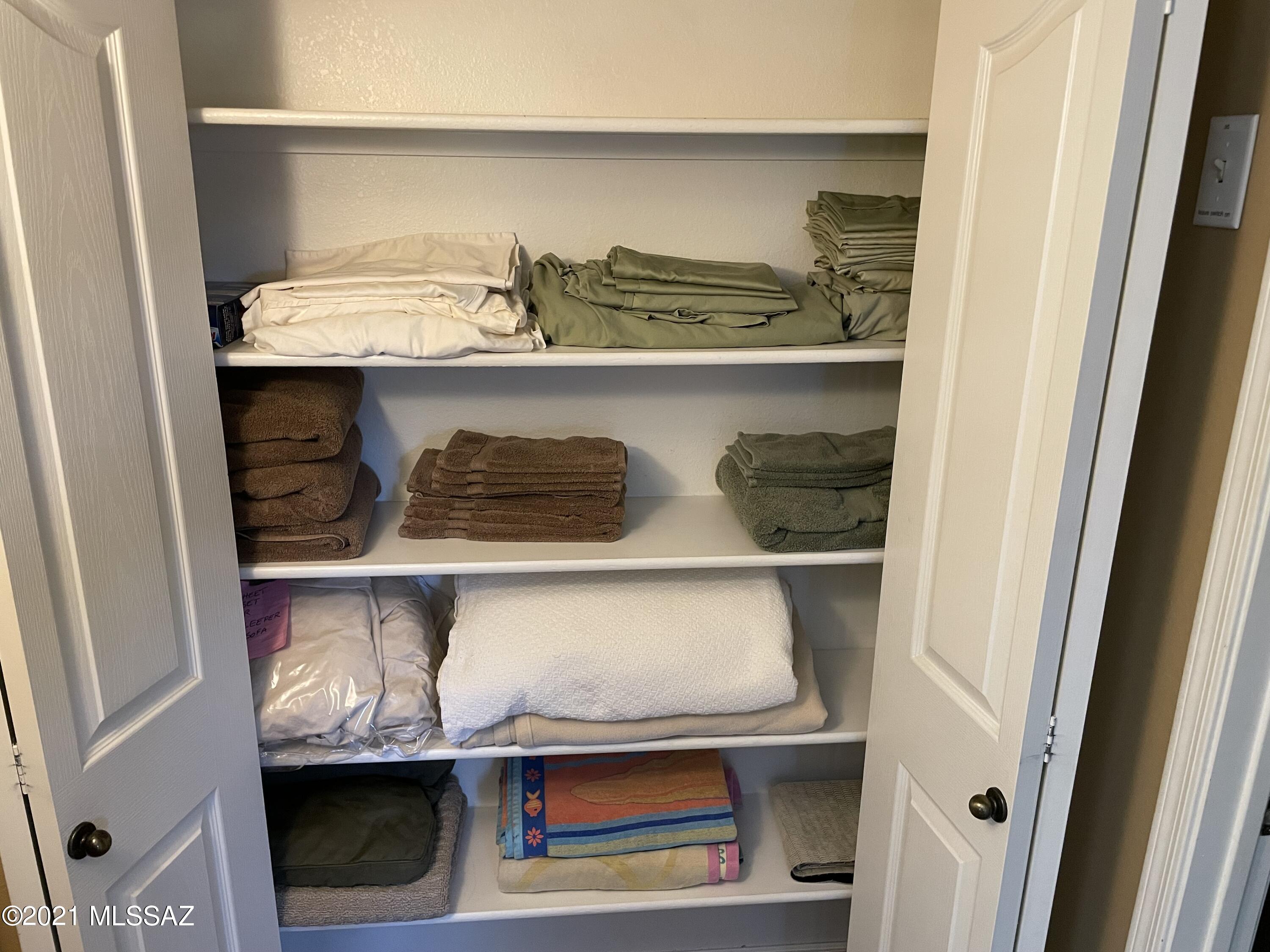 5751 N Kolb Road Unit: 9207