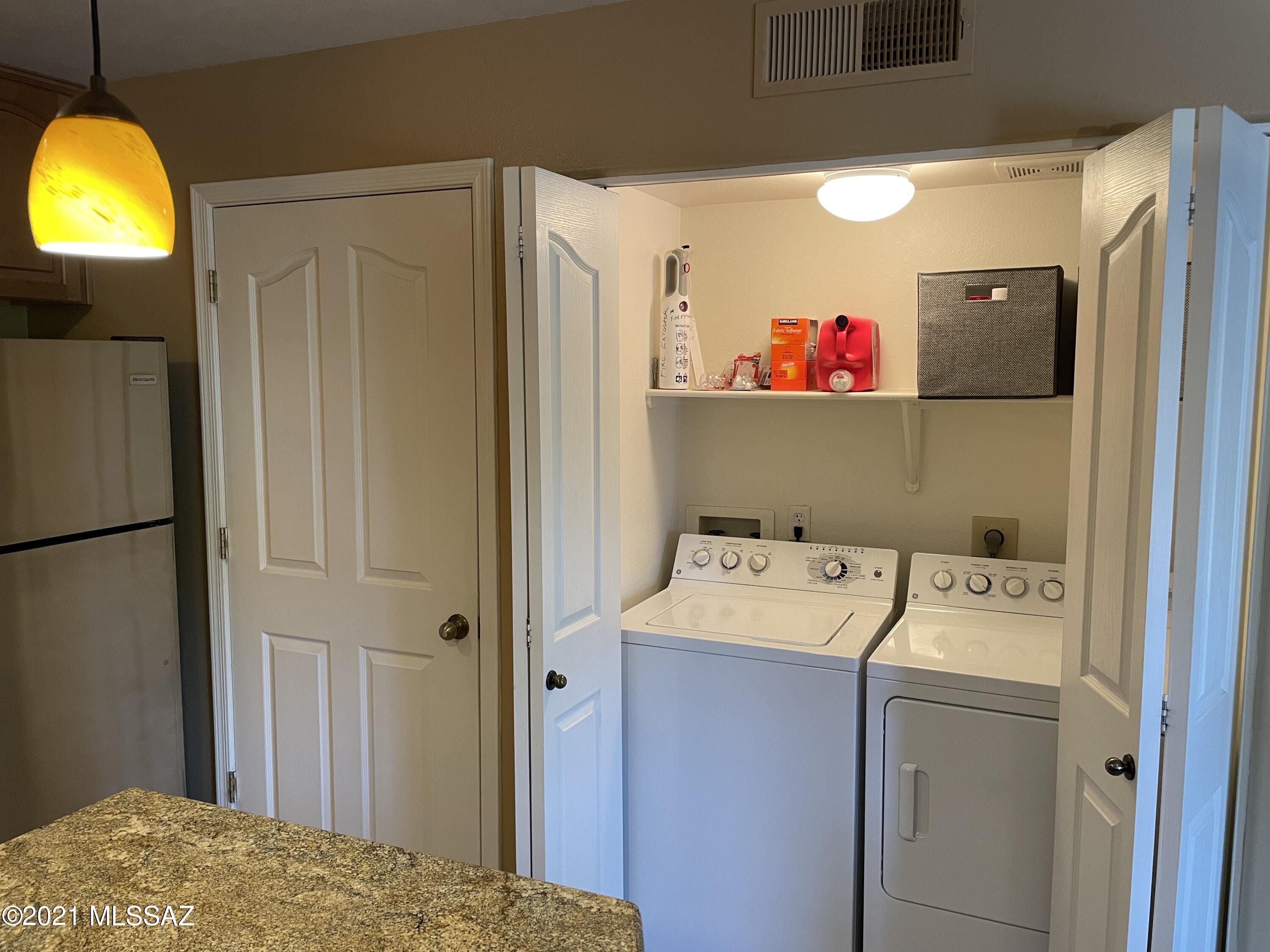 5751 N Kolb Road Unit: 9207