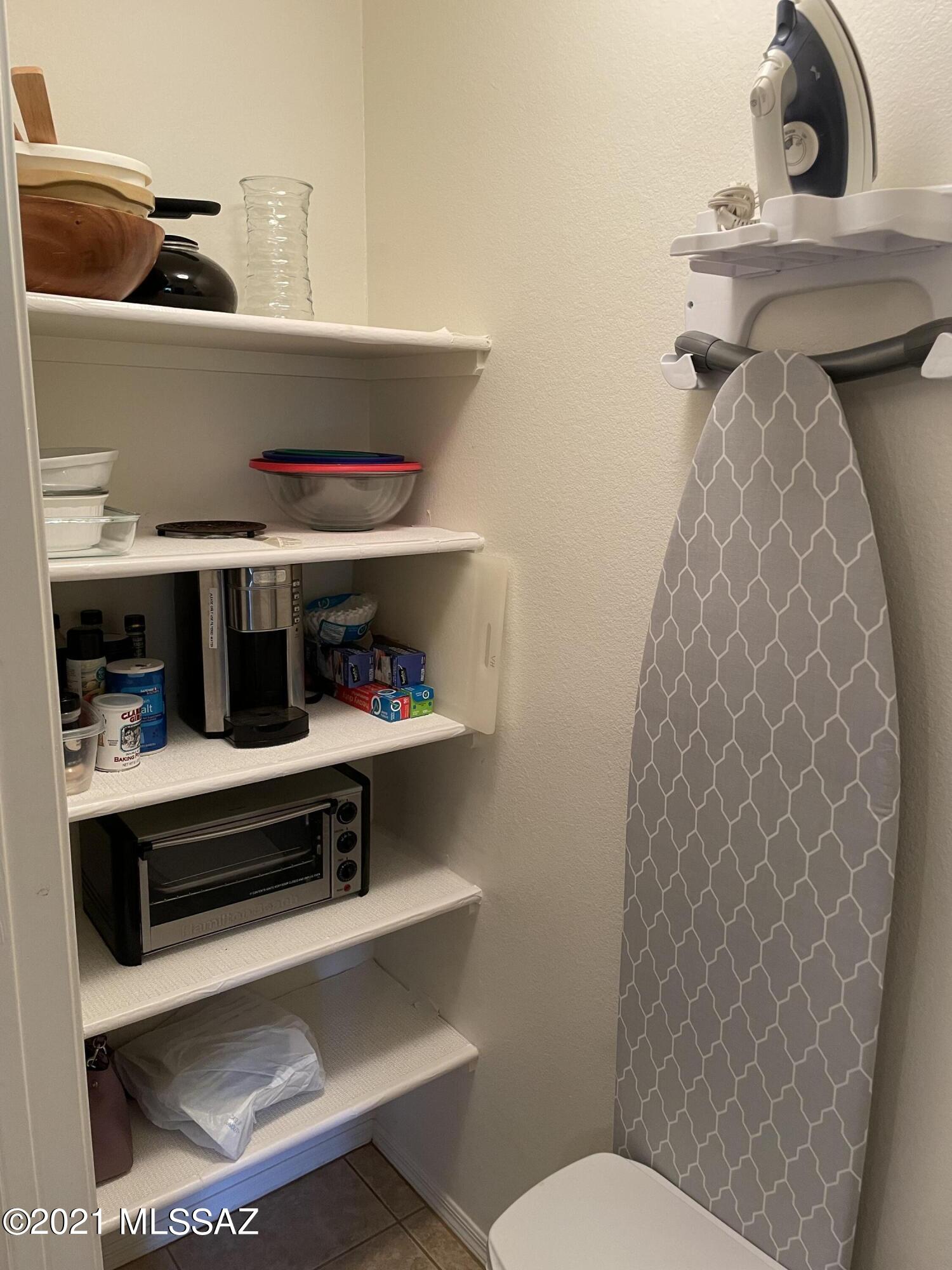 5751 N Kolb Road Unit: 9207