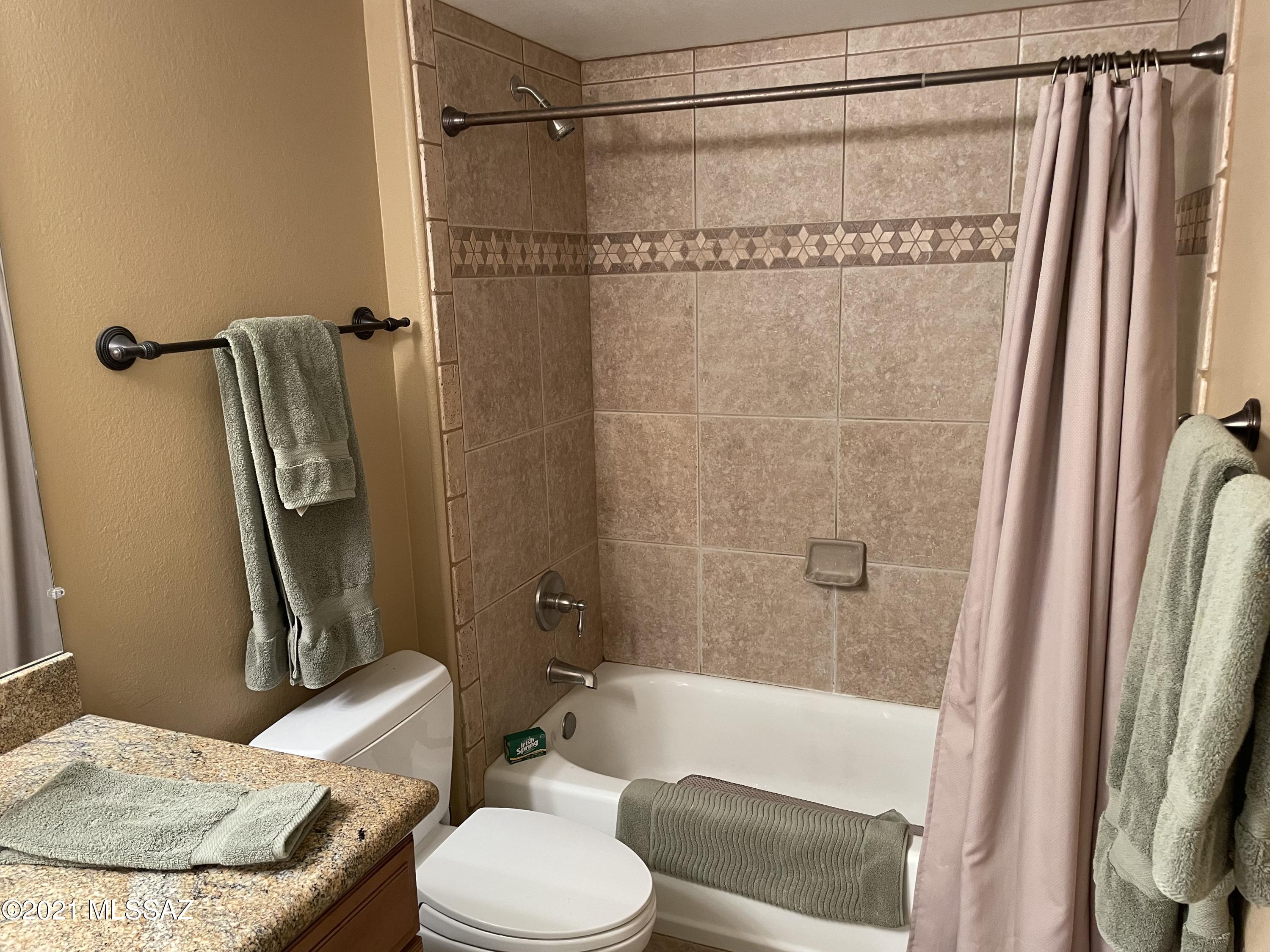 5751 N Kolb Road Unit: 9207