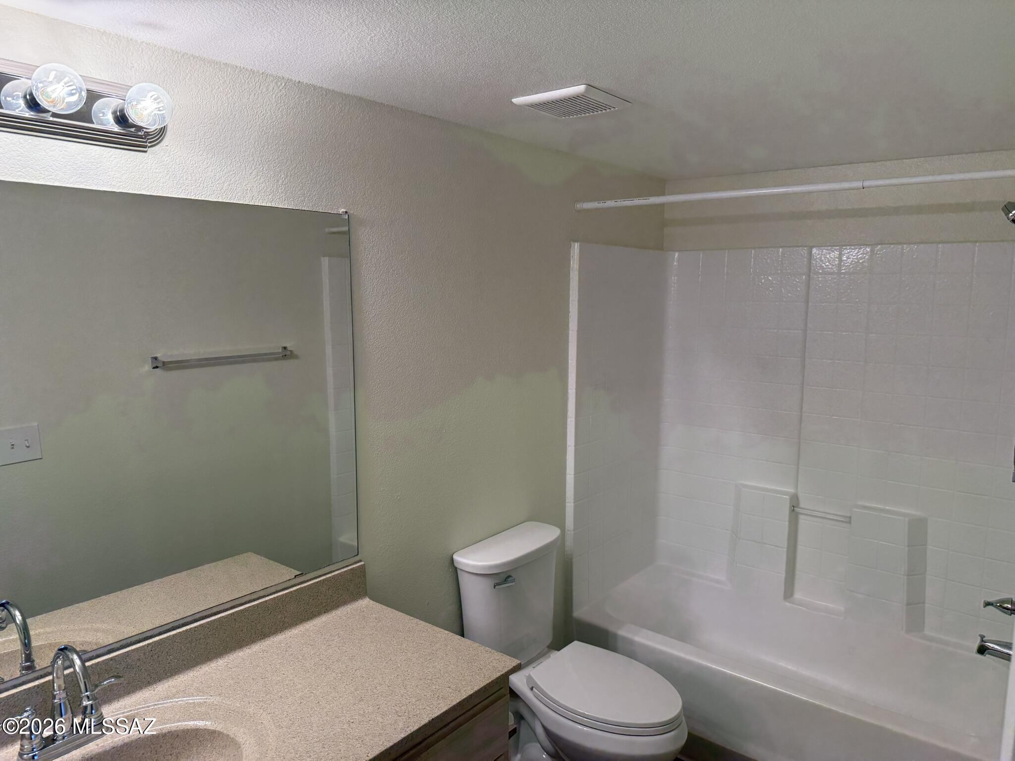 5751 N Kolb Road Unit: 20102