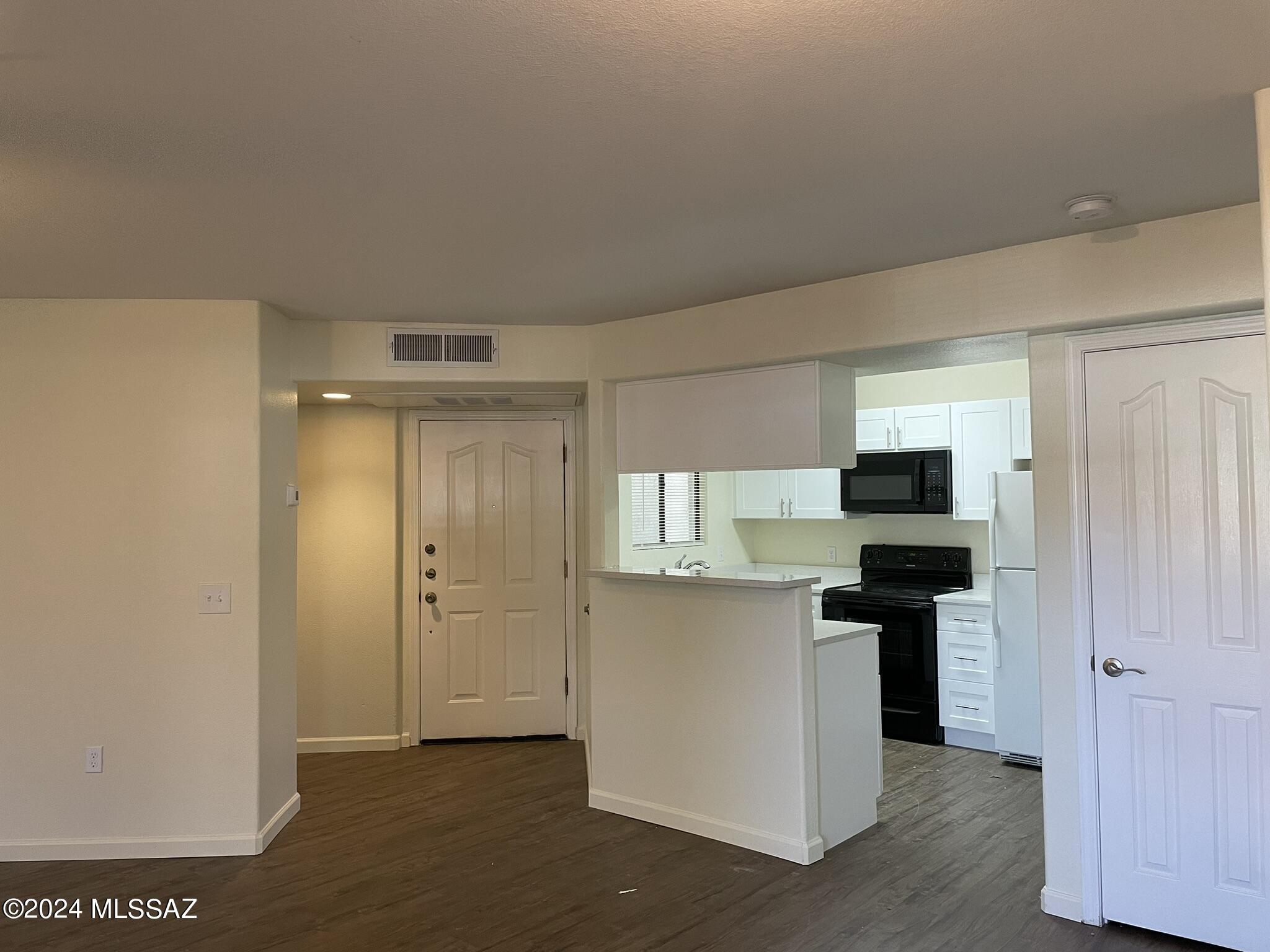 5751 N Kolb Road Unit: 20102