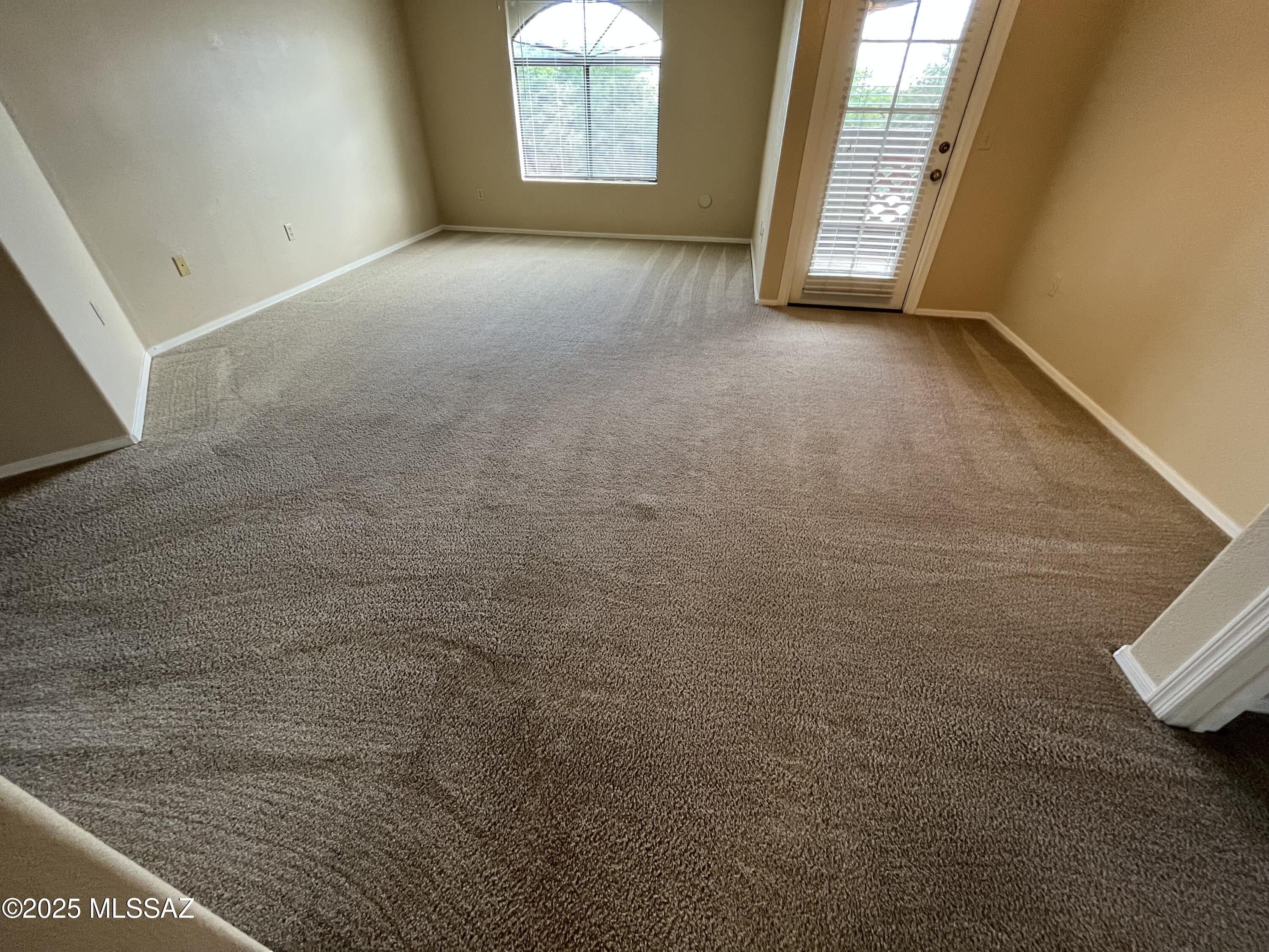 5751 N Kolb Road Unit: 28201