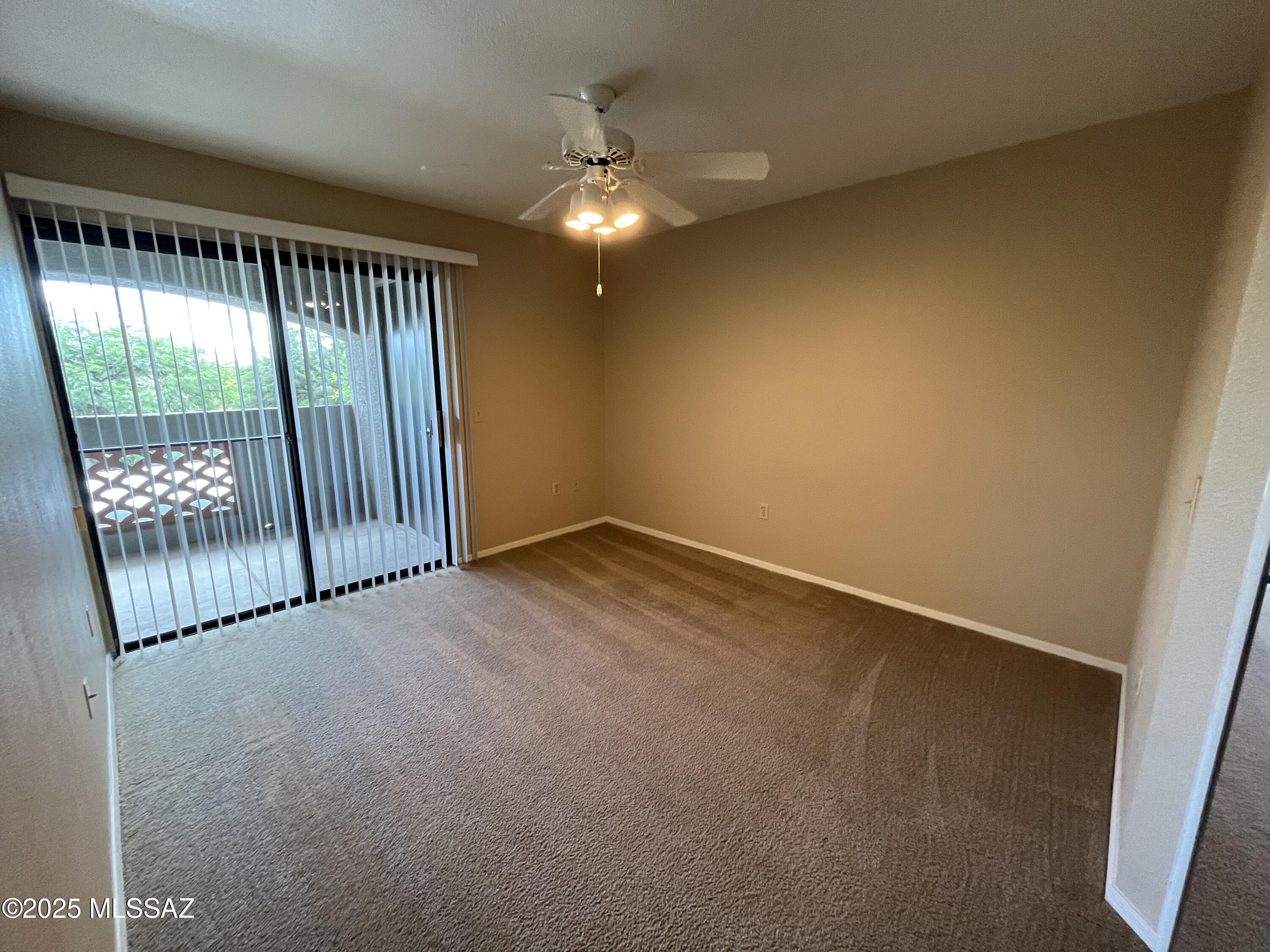 5751 N Kolb Road Unit: 28201