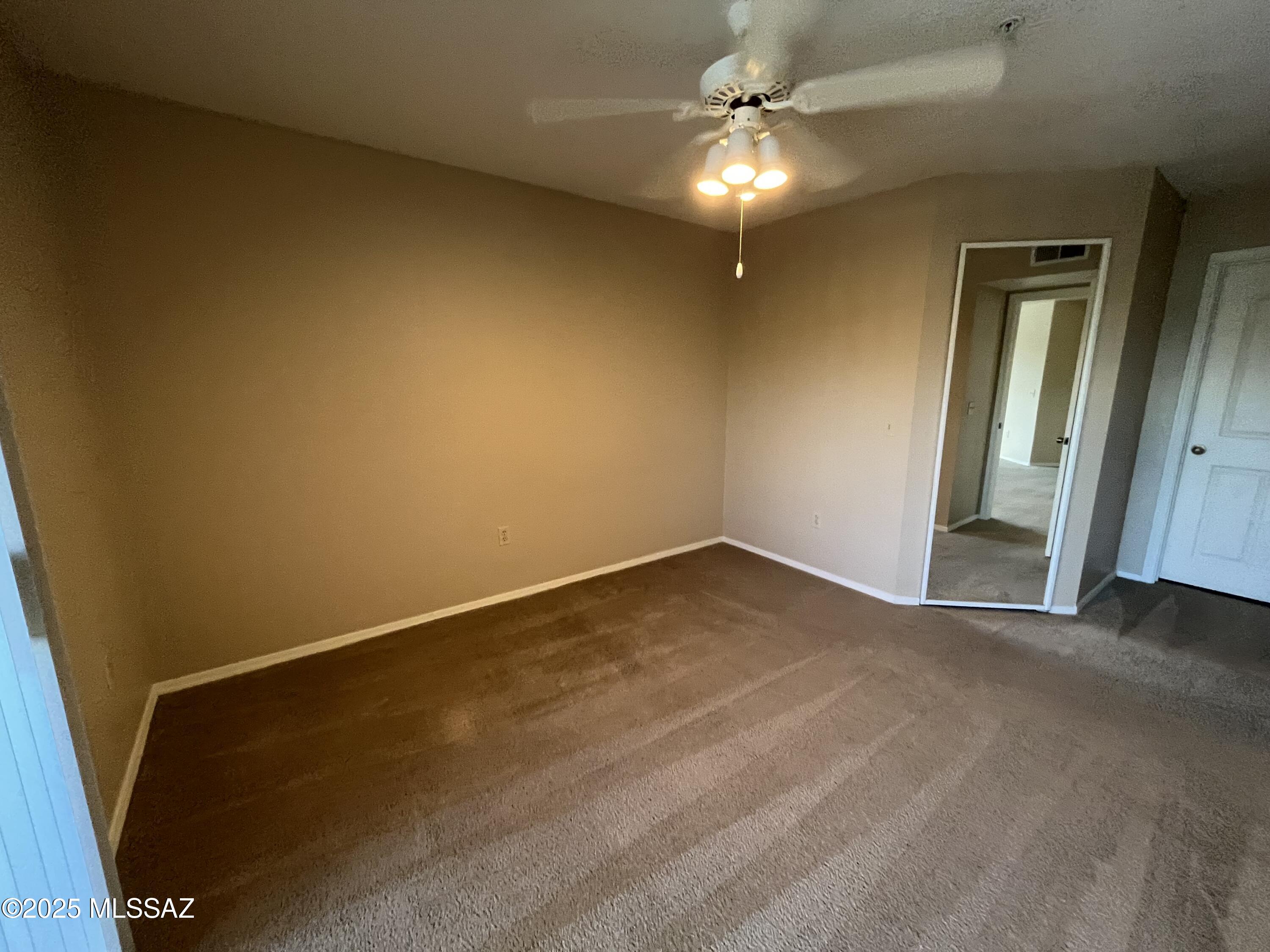 5751 N Kolb Road Unit: 28201