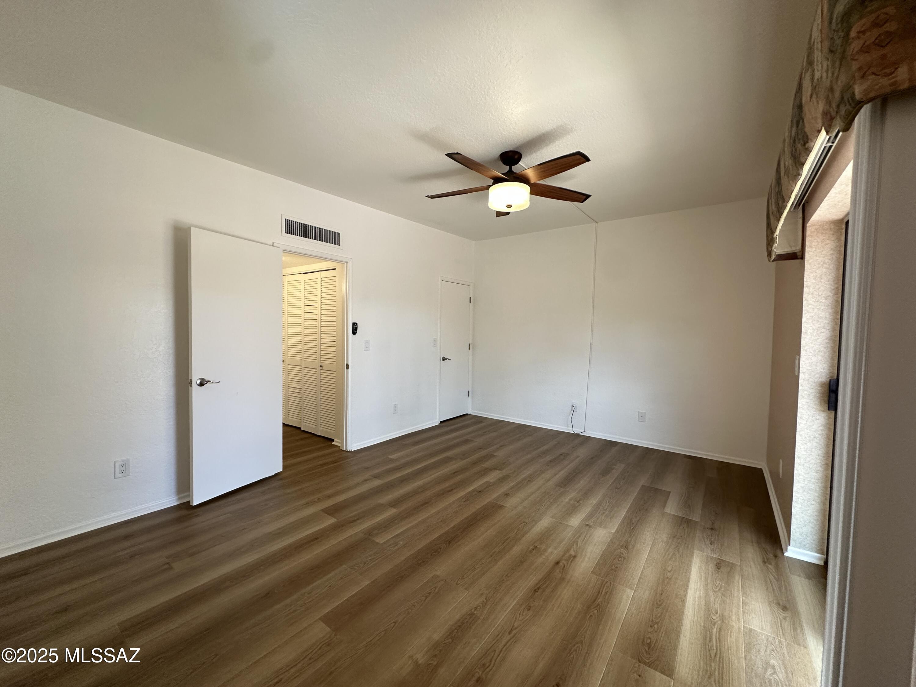 8920 E Seneca Street