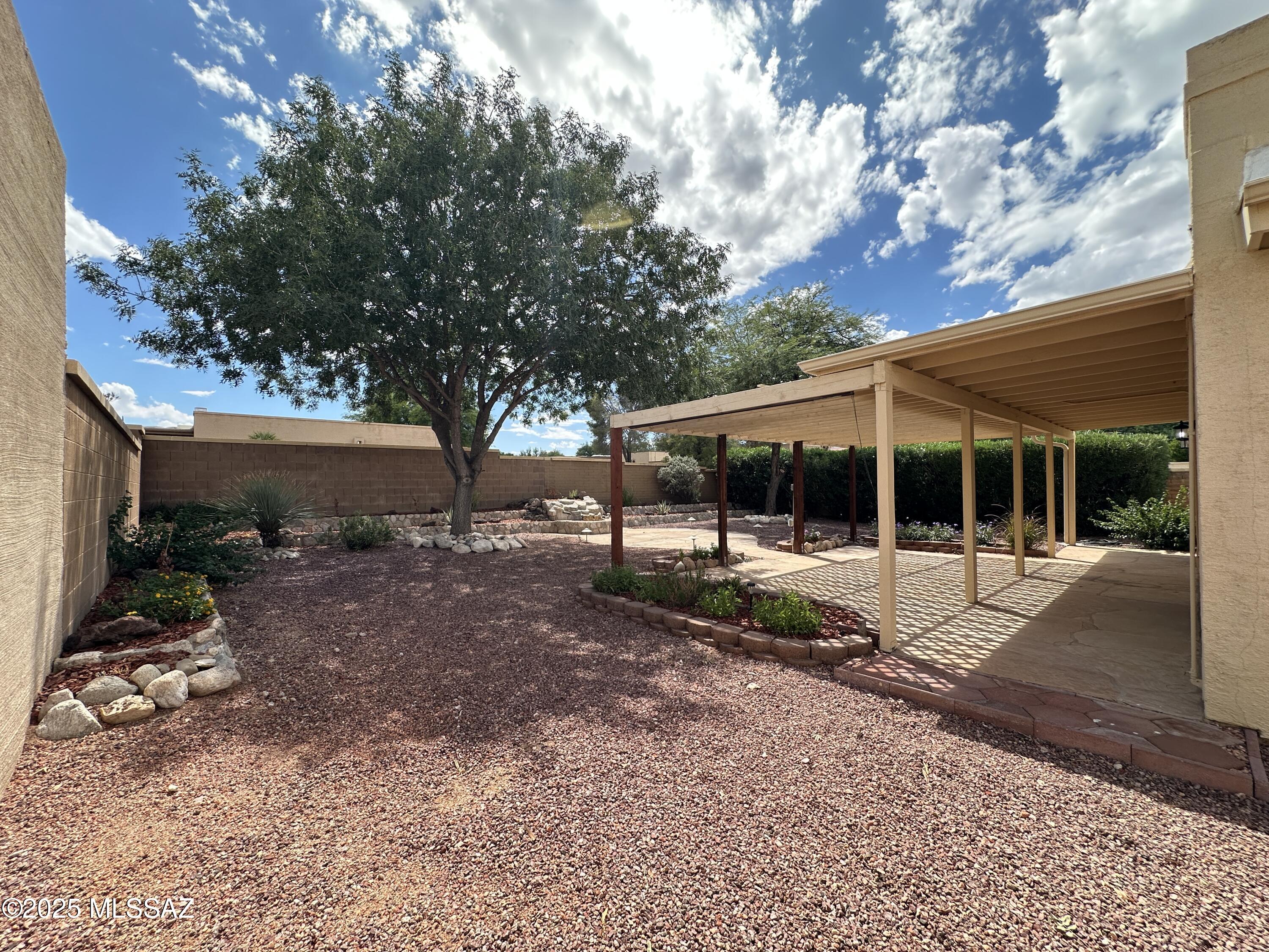 8920 E Seneca Street