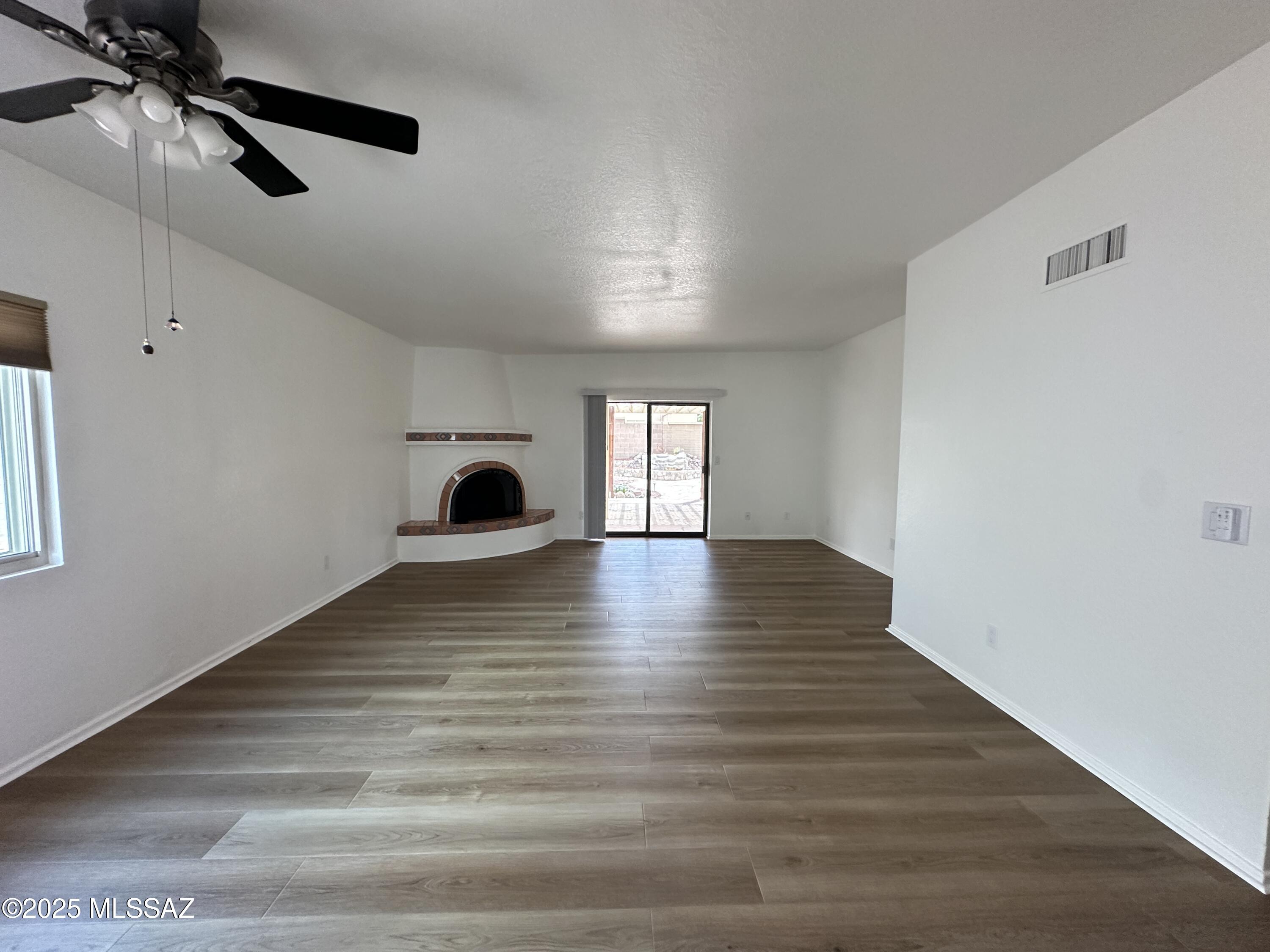 8920 E Seneca Street