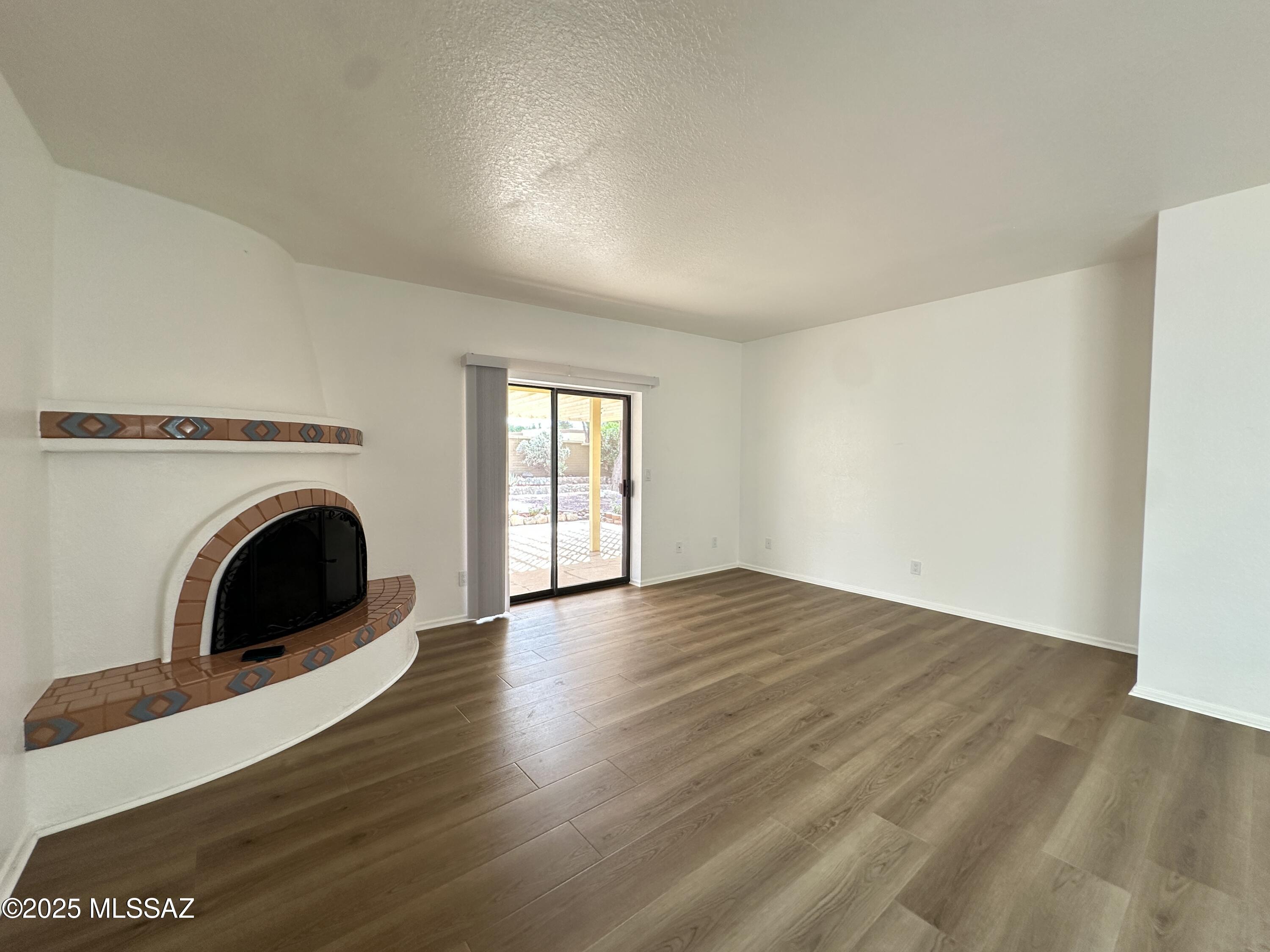 8920 E Seneca Street