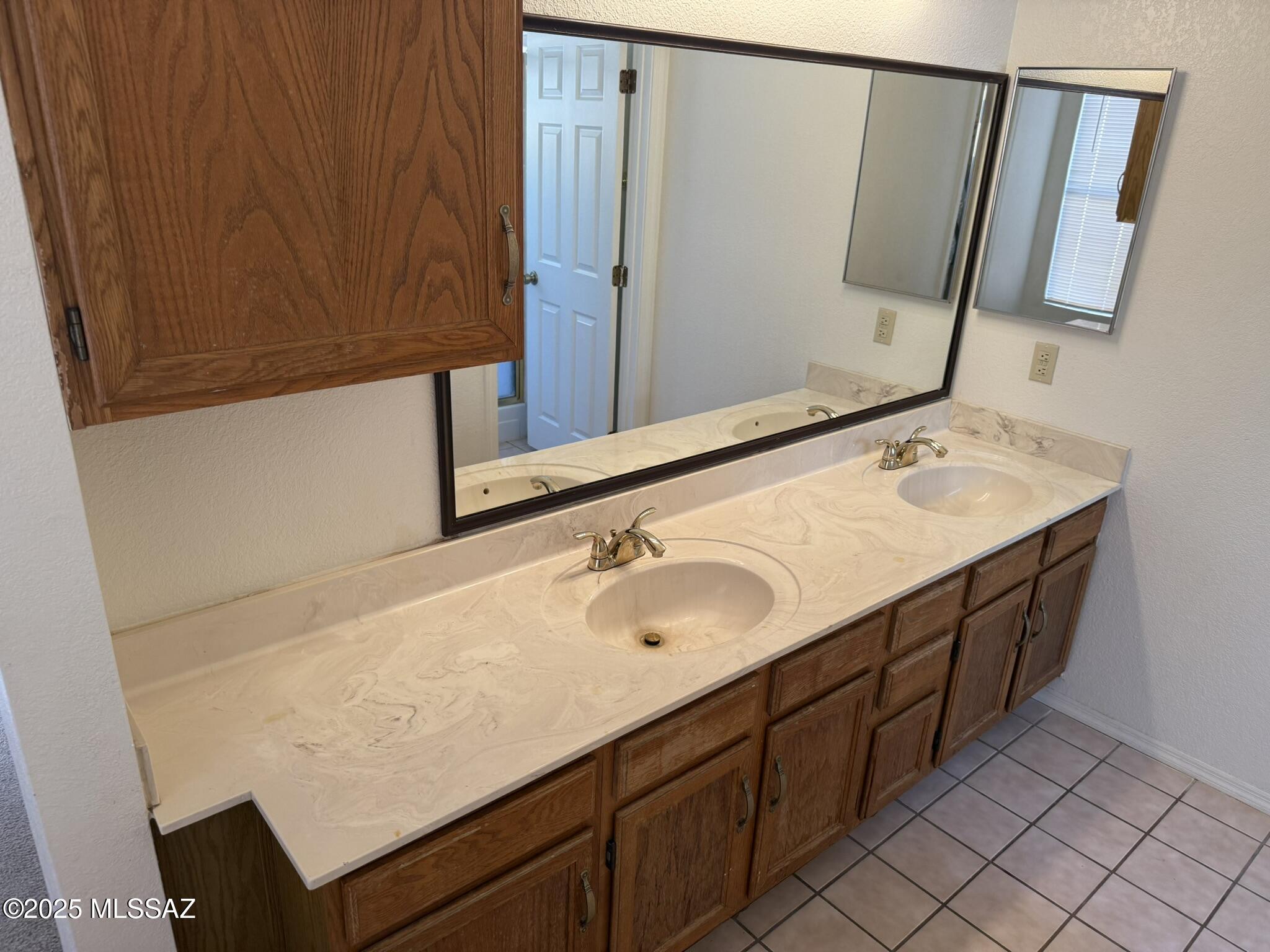 4420 W Rockwood Drive