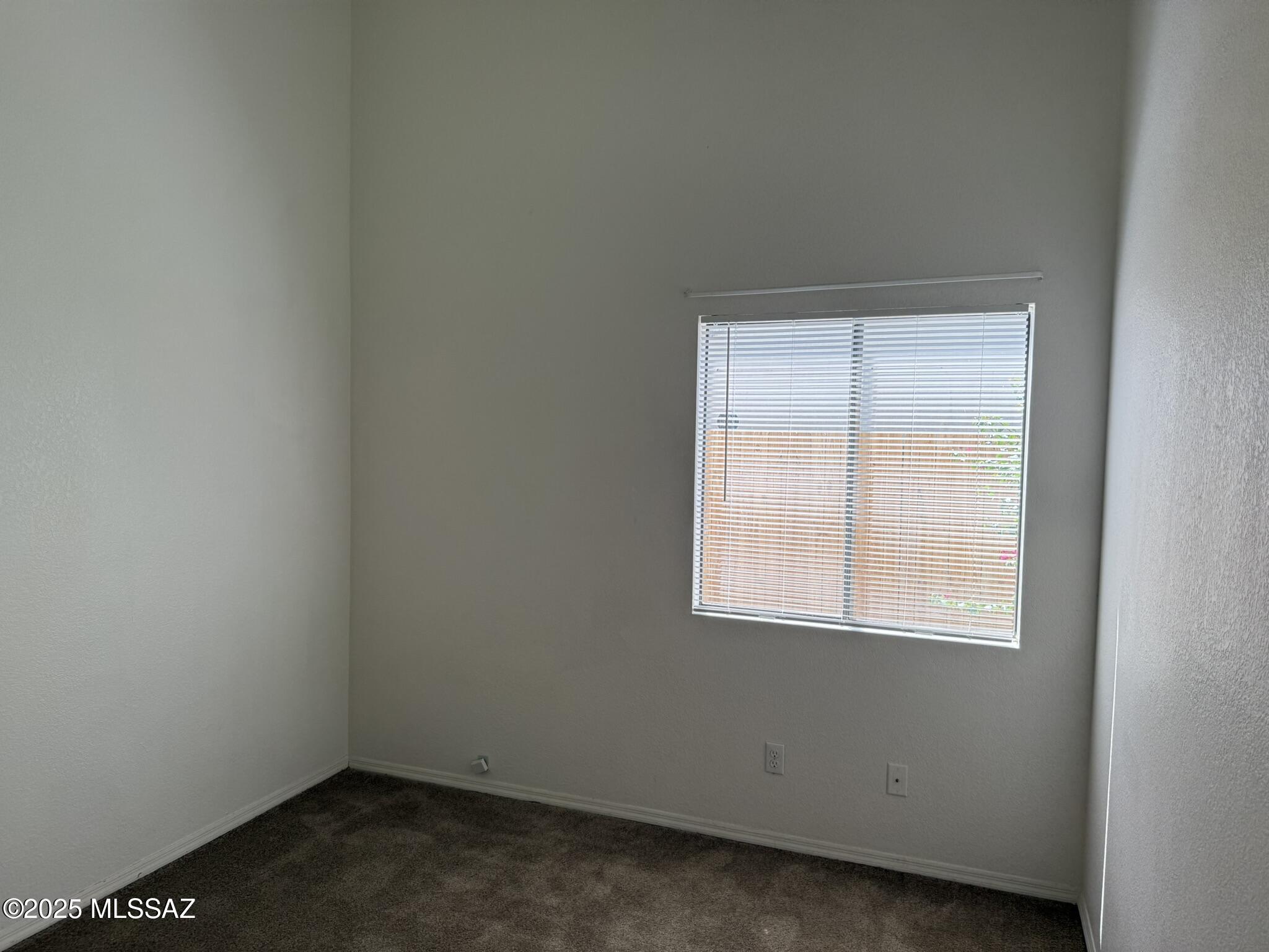 4420 W Rockwood Drive