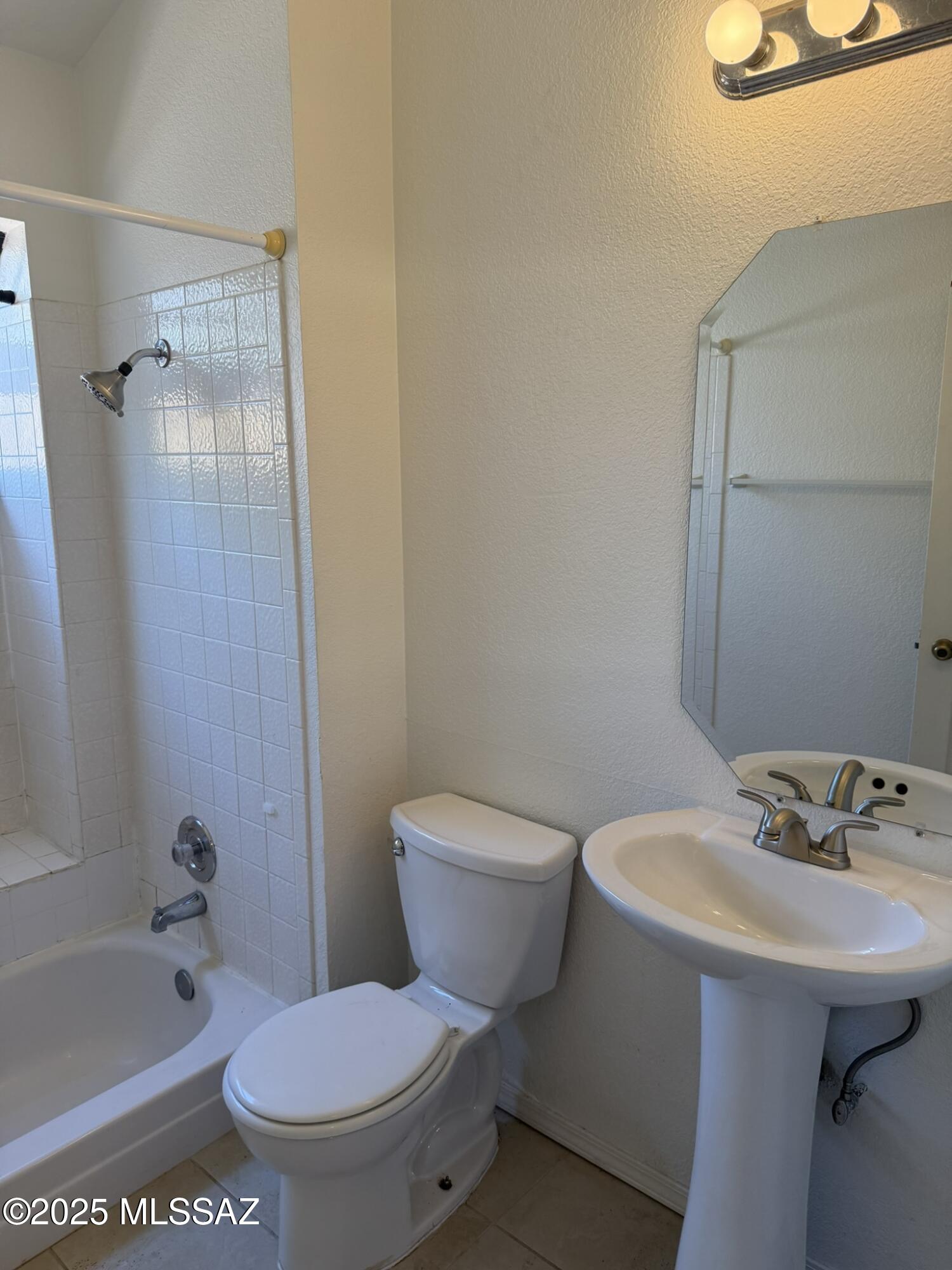 4420 W Rockwood Drive