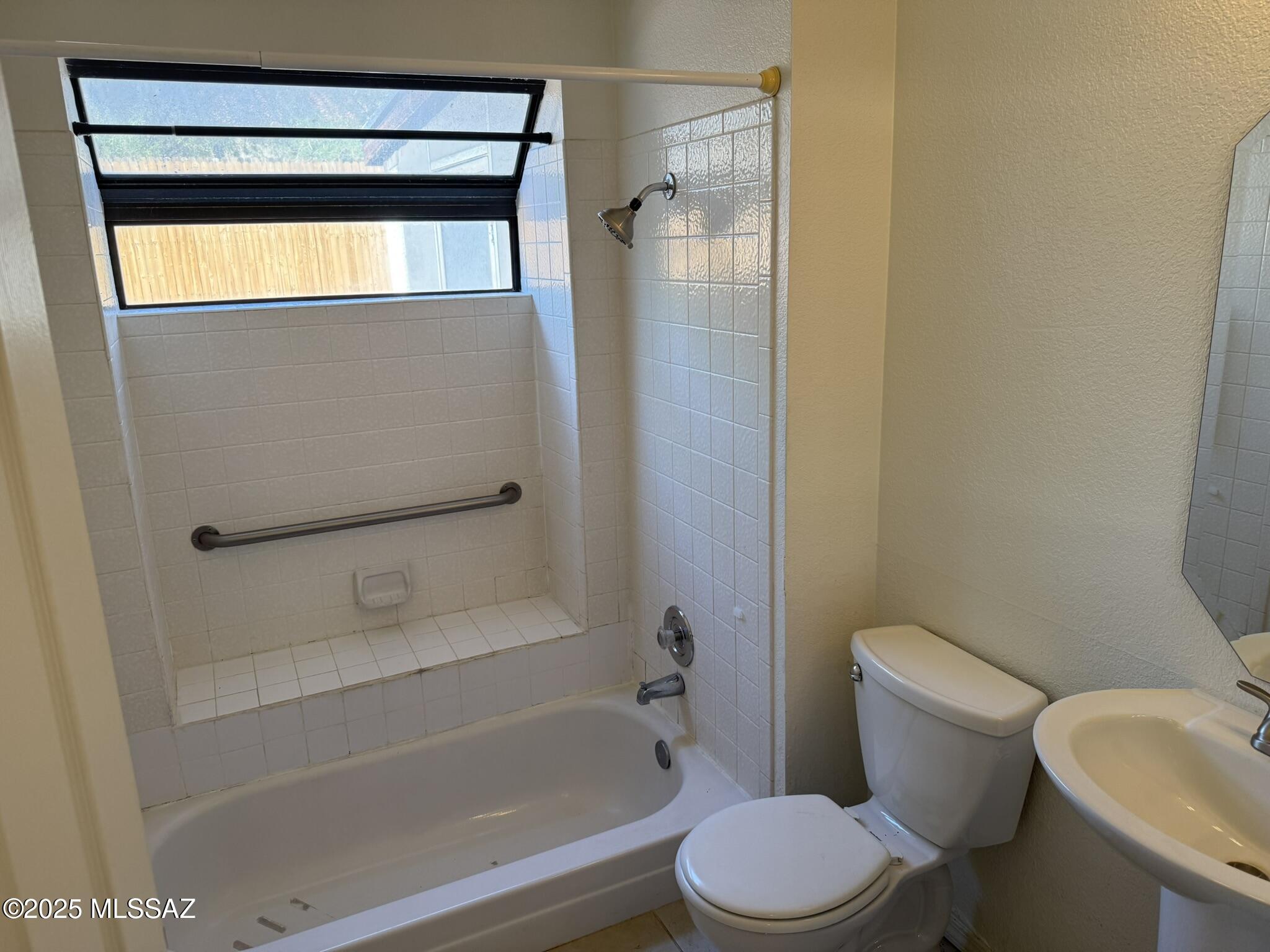 4420 W Rockwood Drive