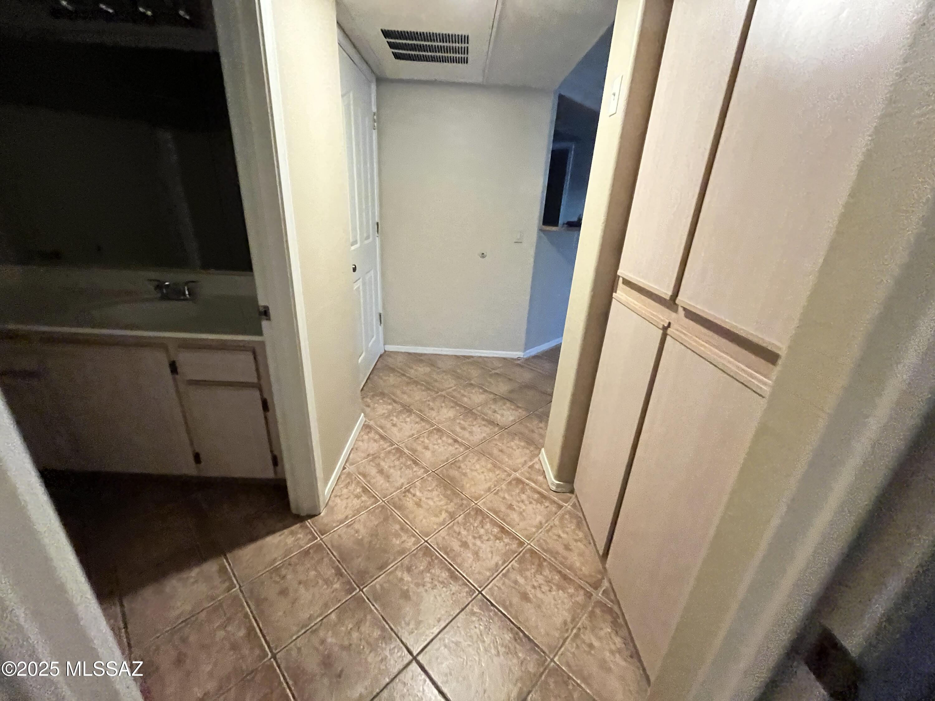5751 N Kolb Road Unit: 11102