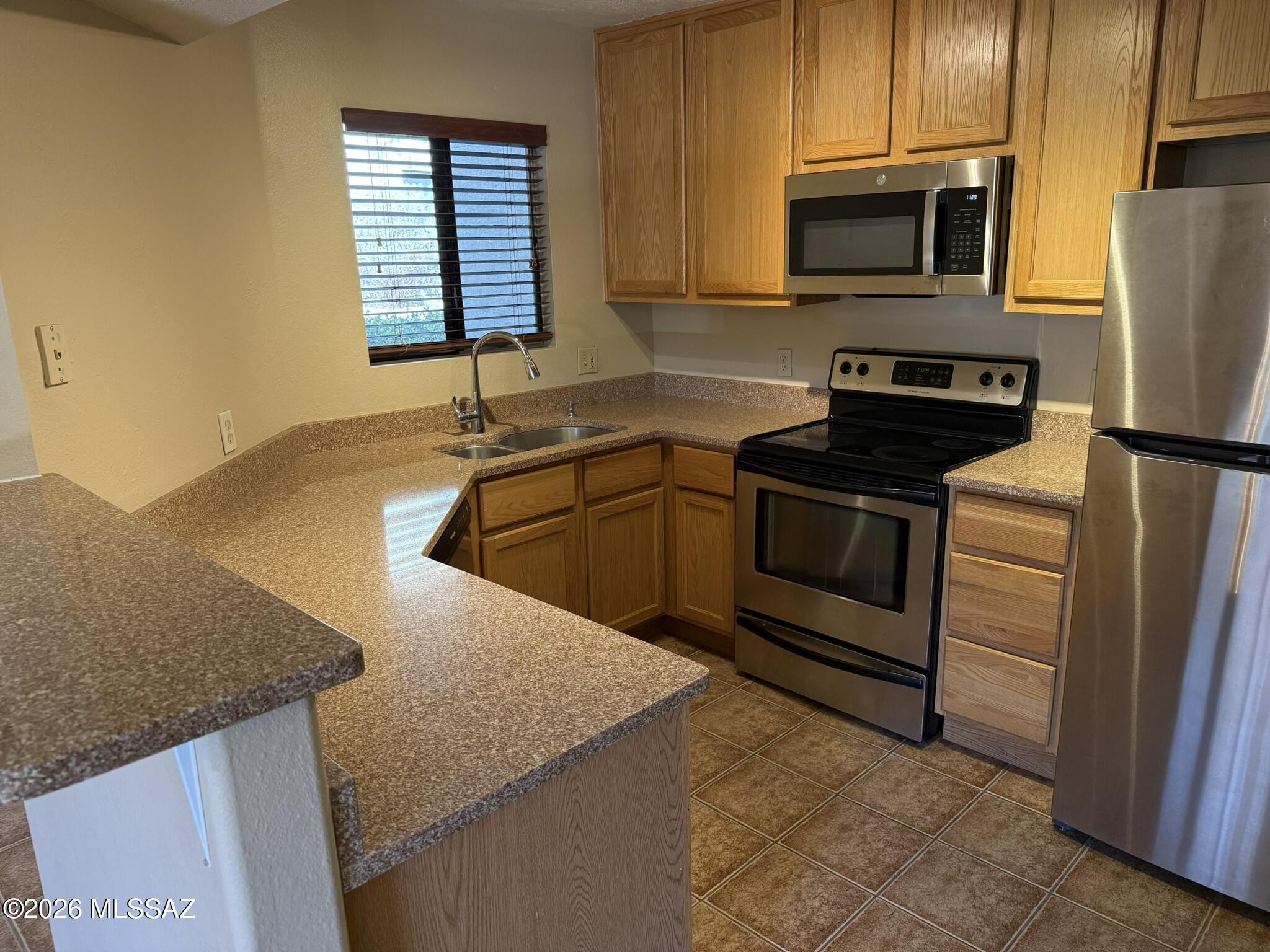 5751 N Kolb Road Unit: 11102