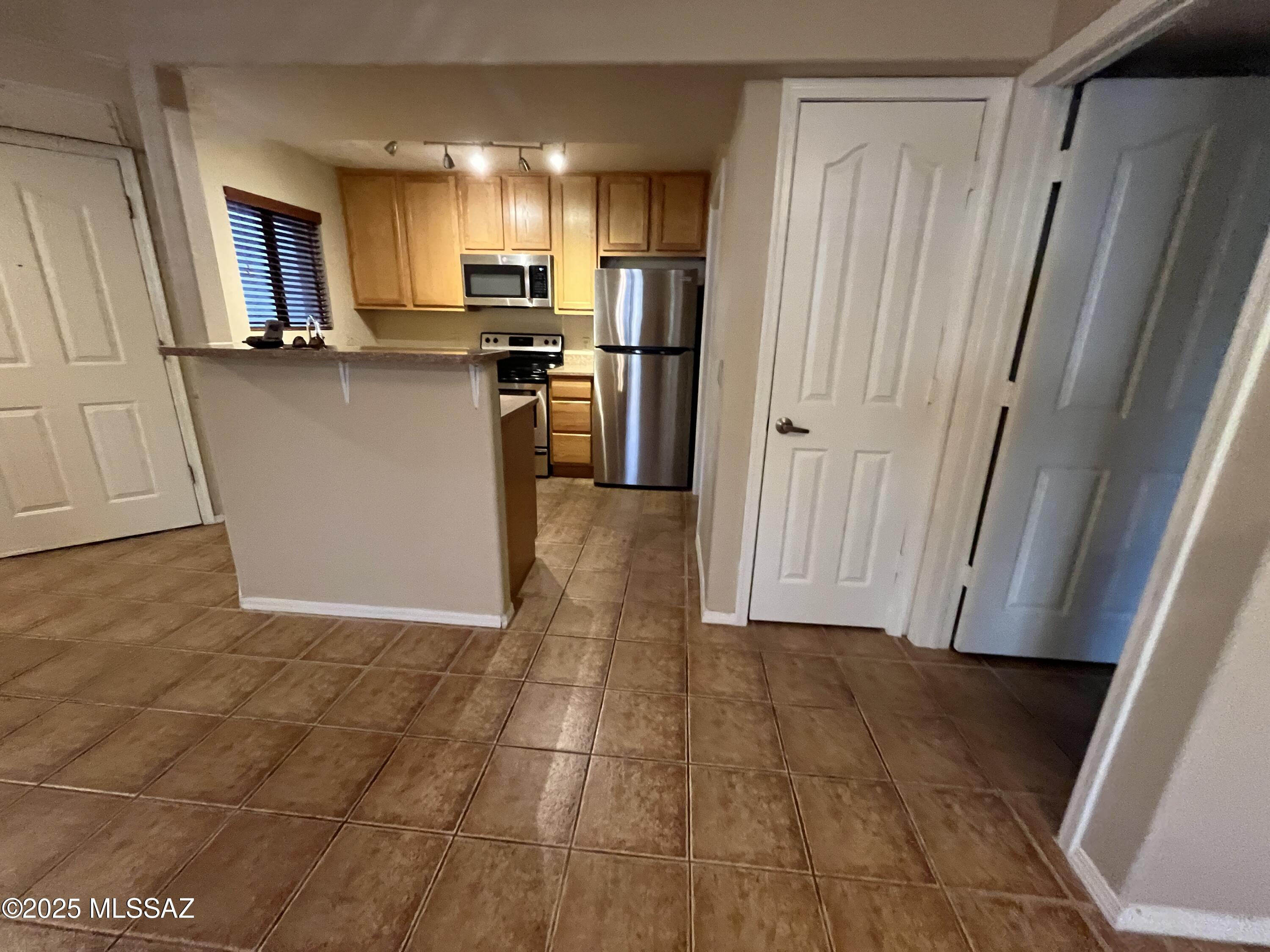 5751 N Kolb Road Unit: 11102