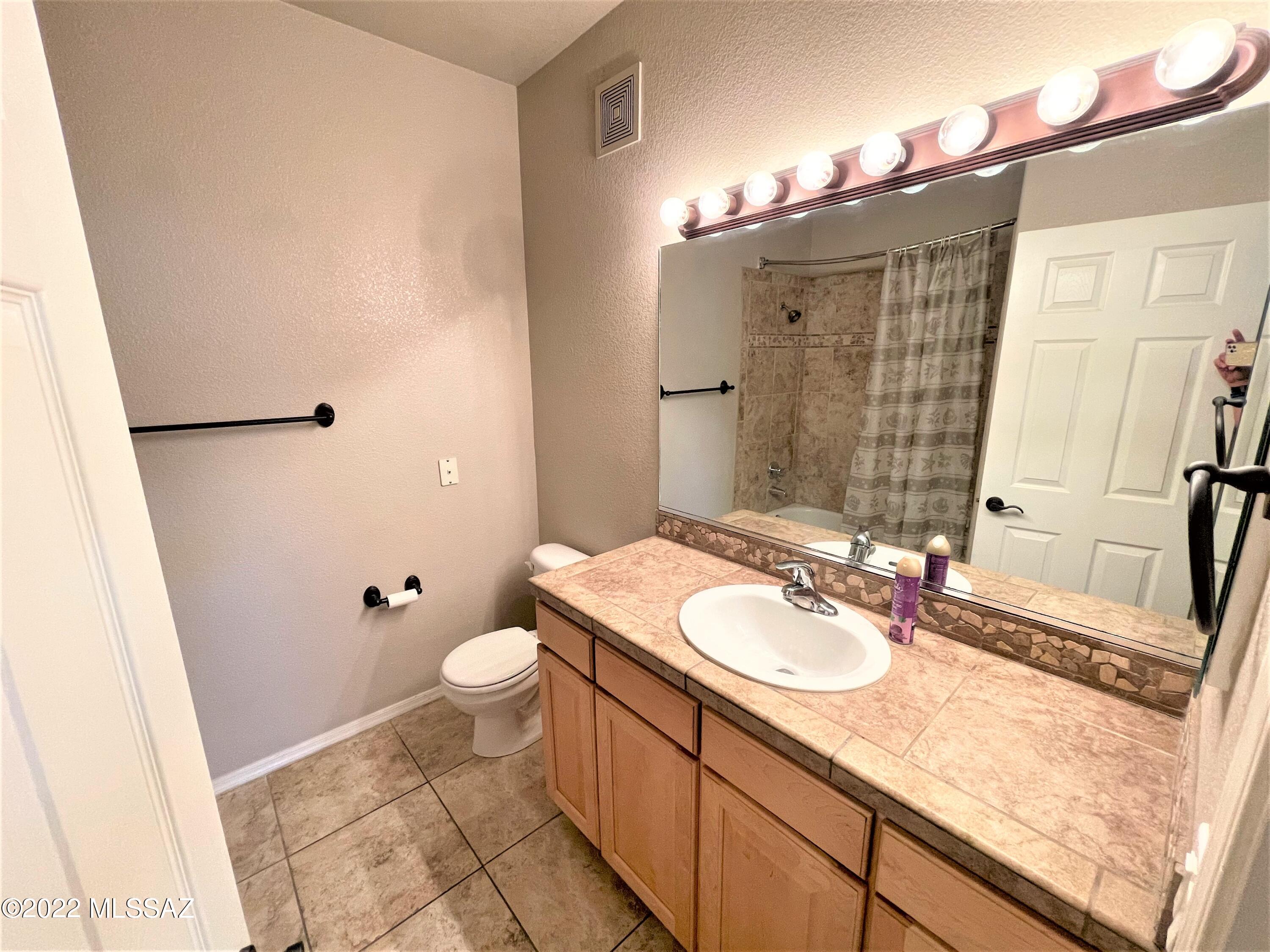 7050 E Sunrise Drive Unit: 11202