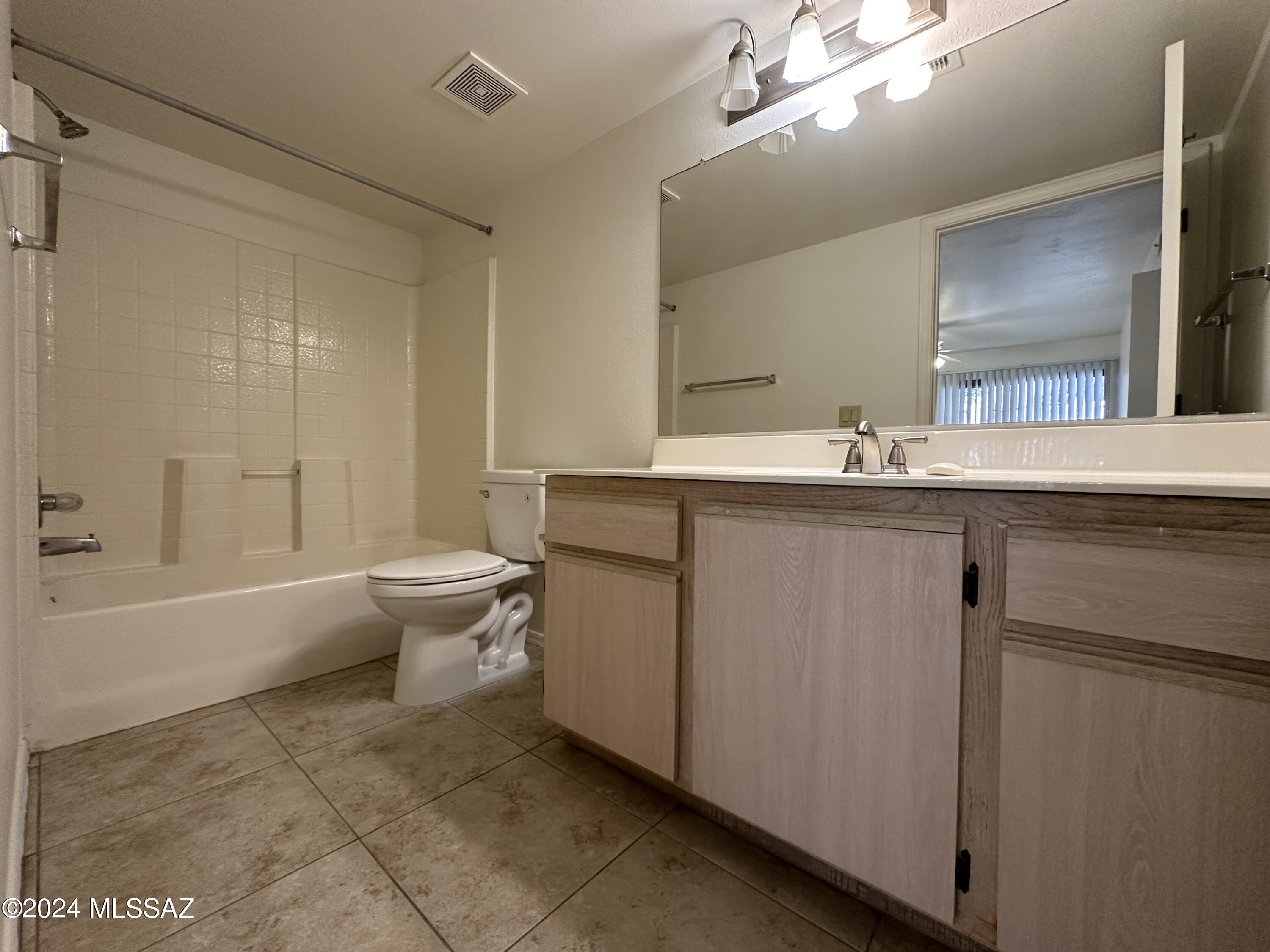 5751 N Kolb Road Unit: 17103