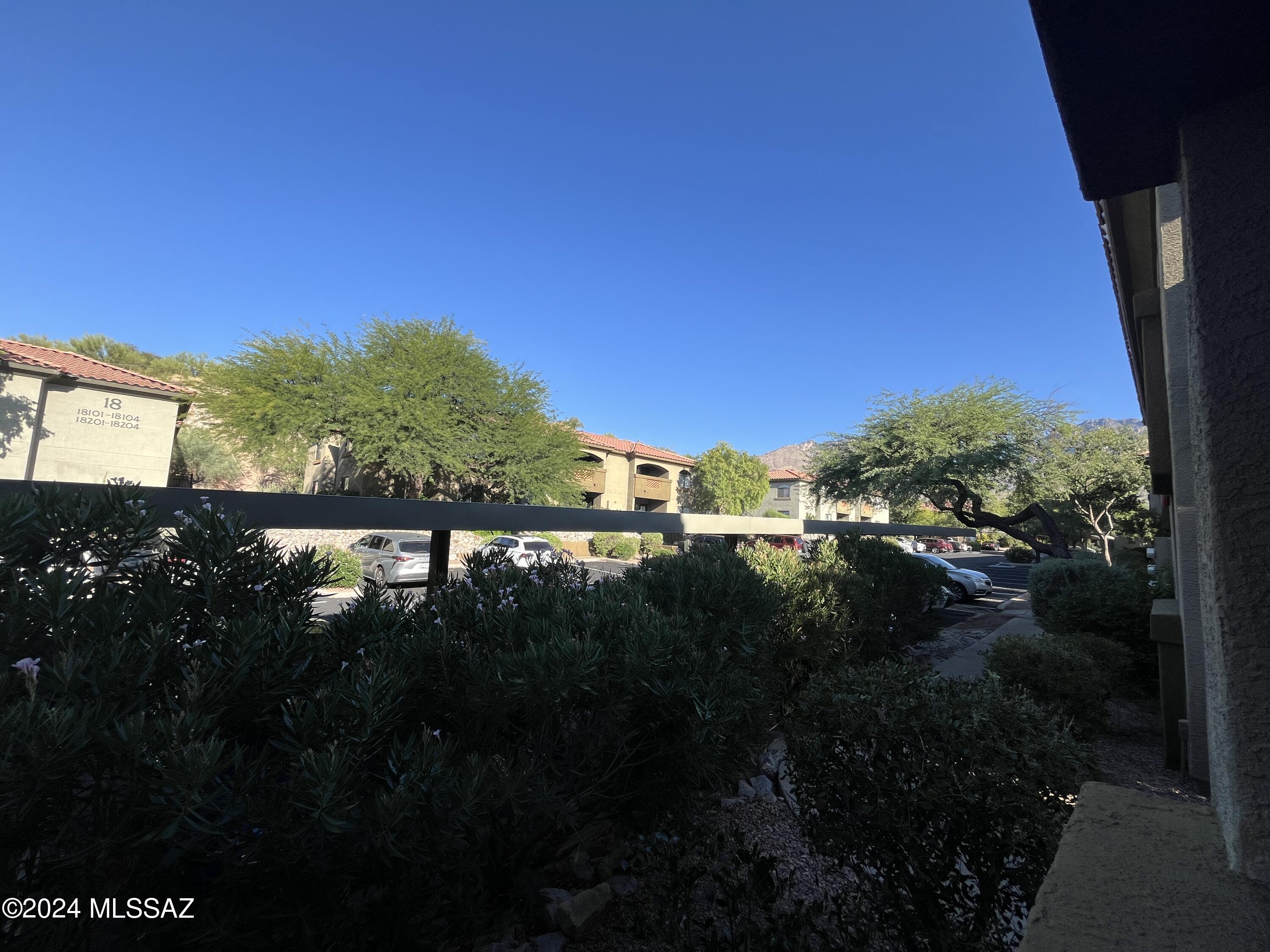 5751 N Kolb Road Unit: 5105