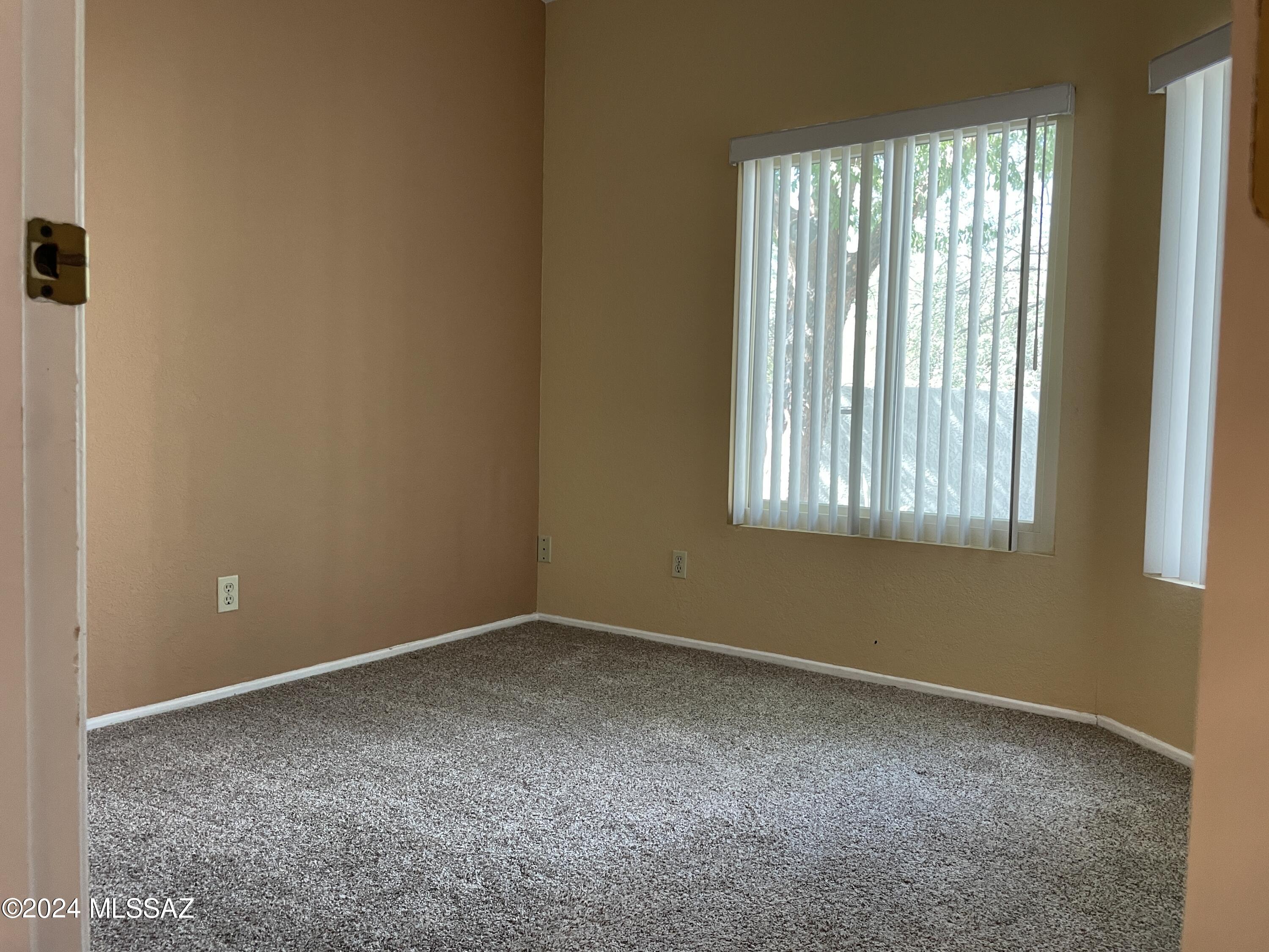 5573 N Crystal Mist Place