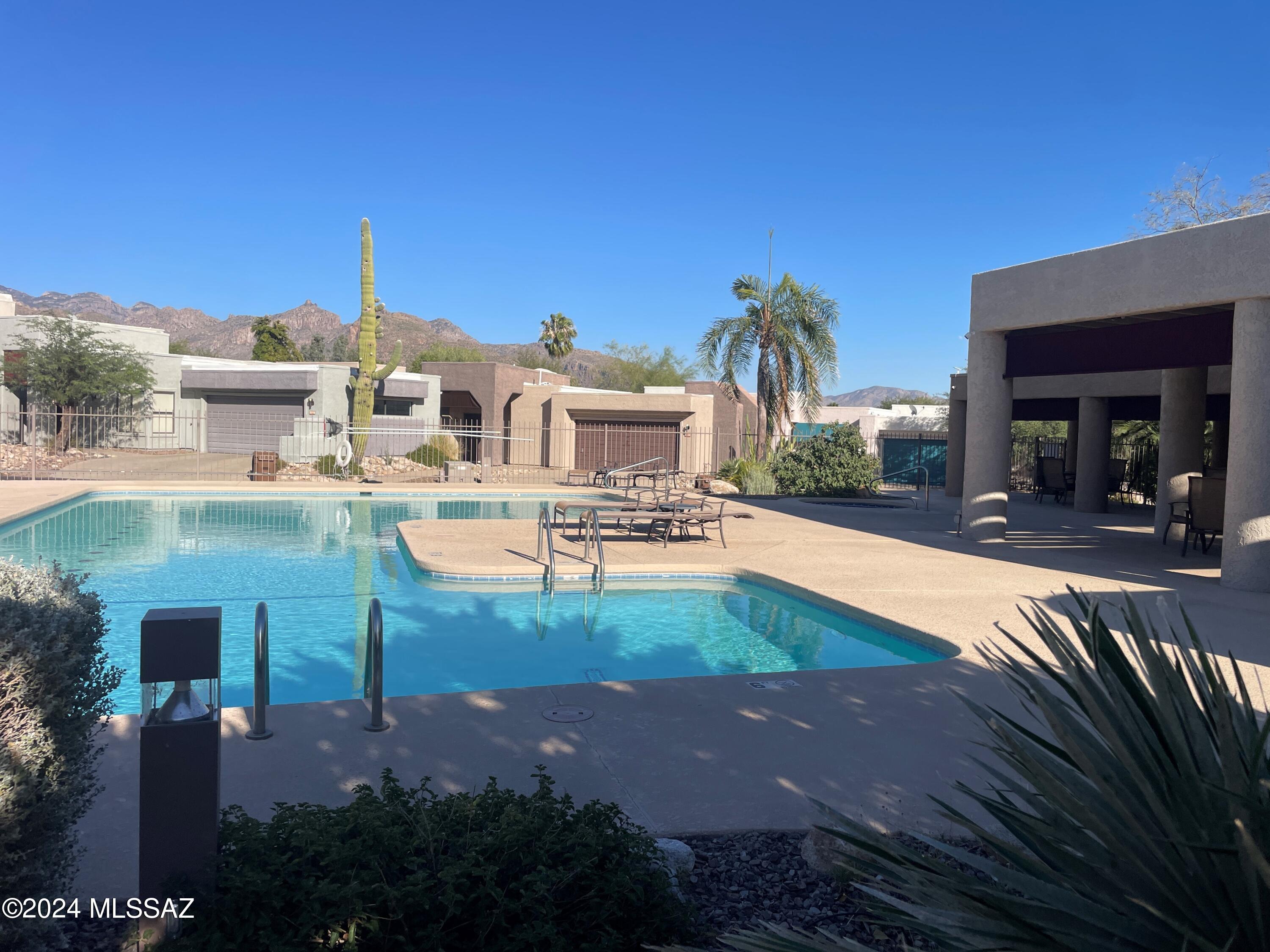 5573 N Crystal Mist Place