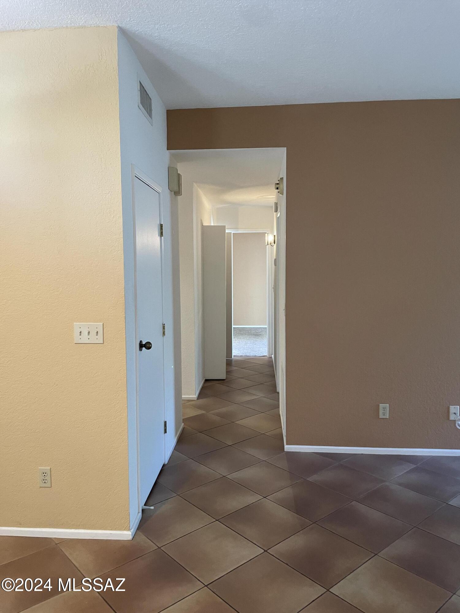 5573 N Crystal Mist Place