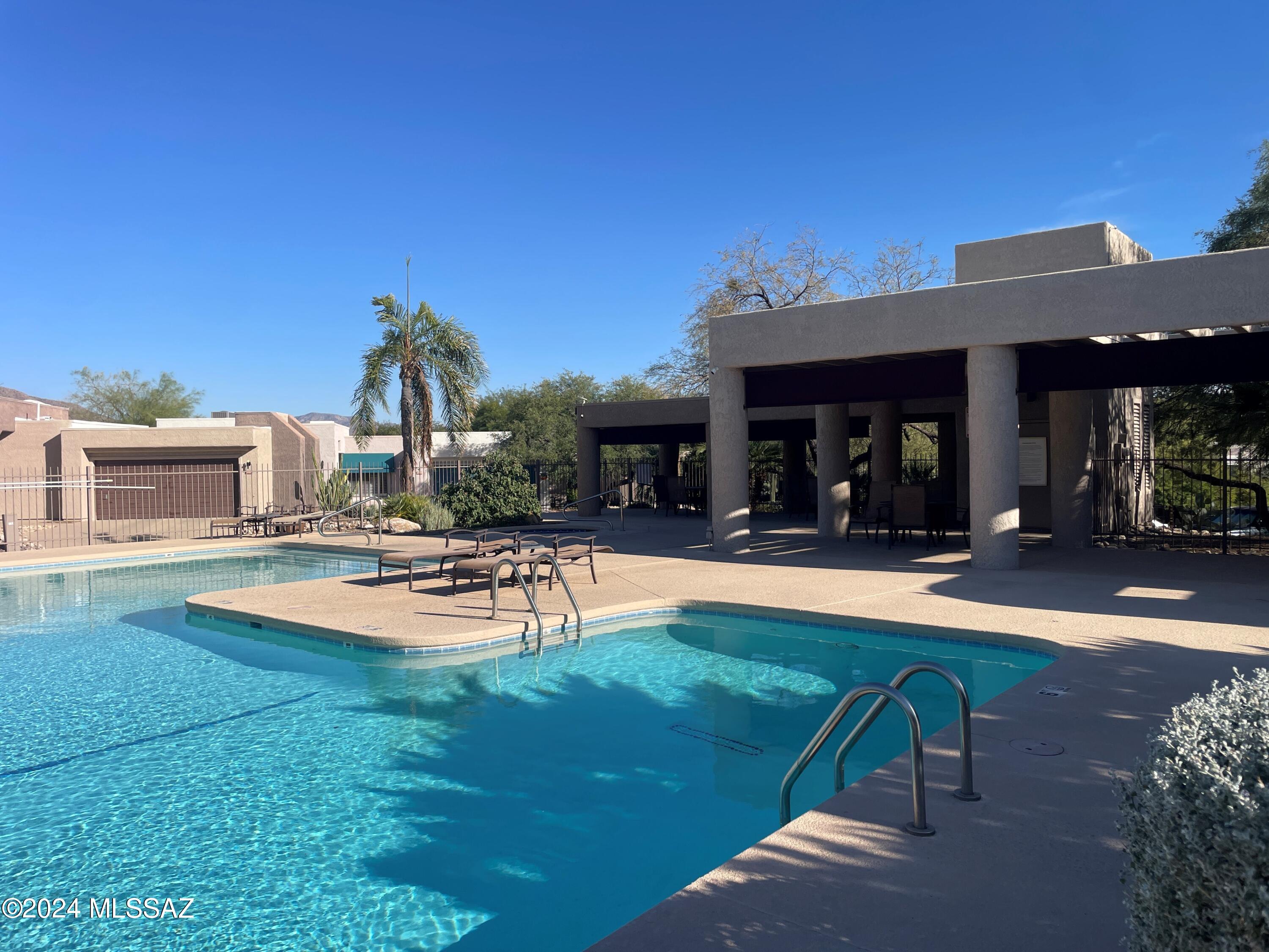 5573 N Crystal Mist Place