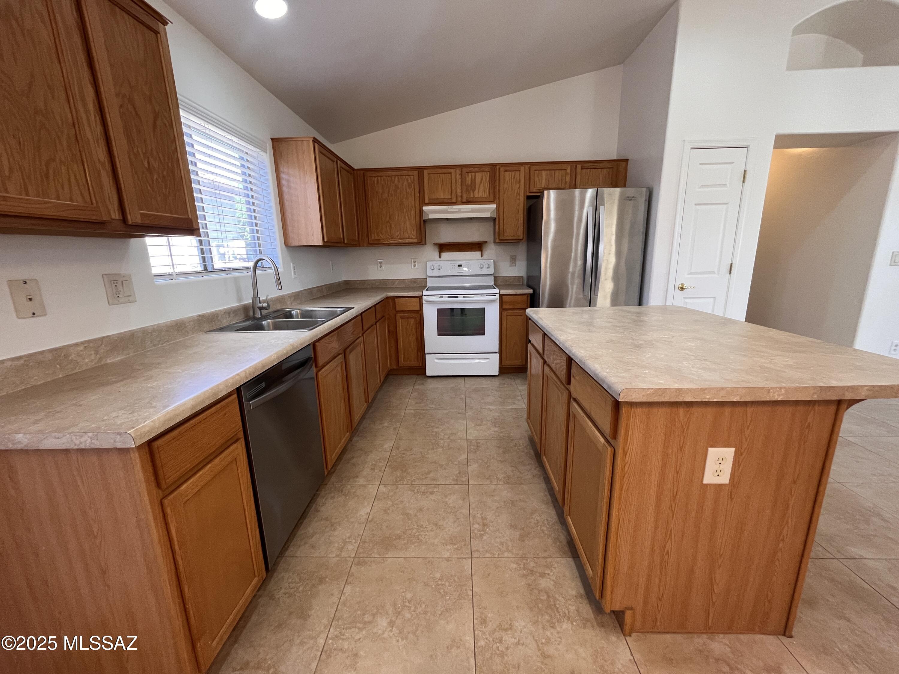 13268 E Mesquite Flat Spring Drive