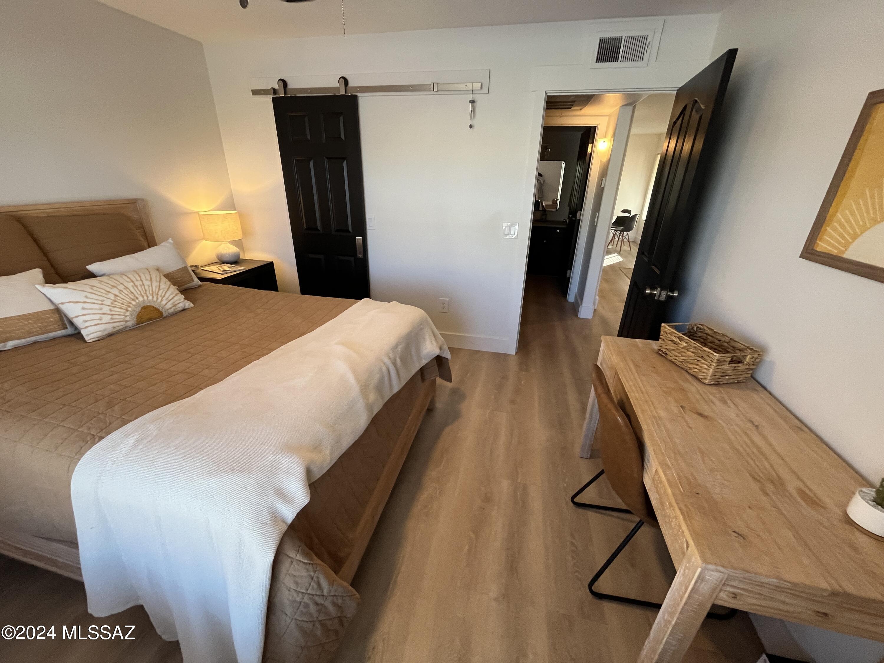 5751 N Kolb Road 33202