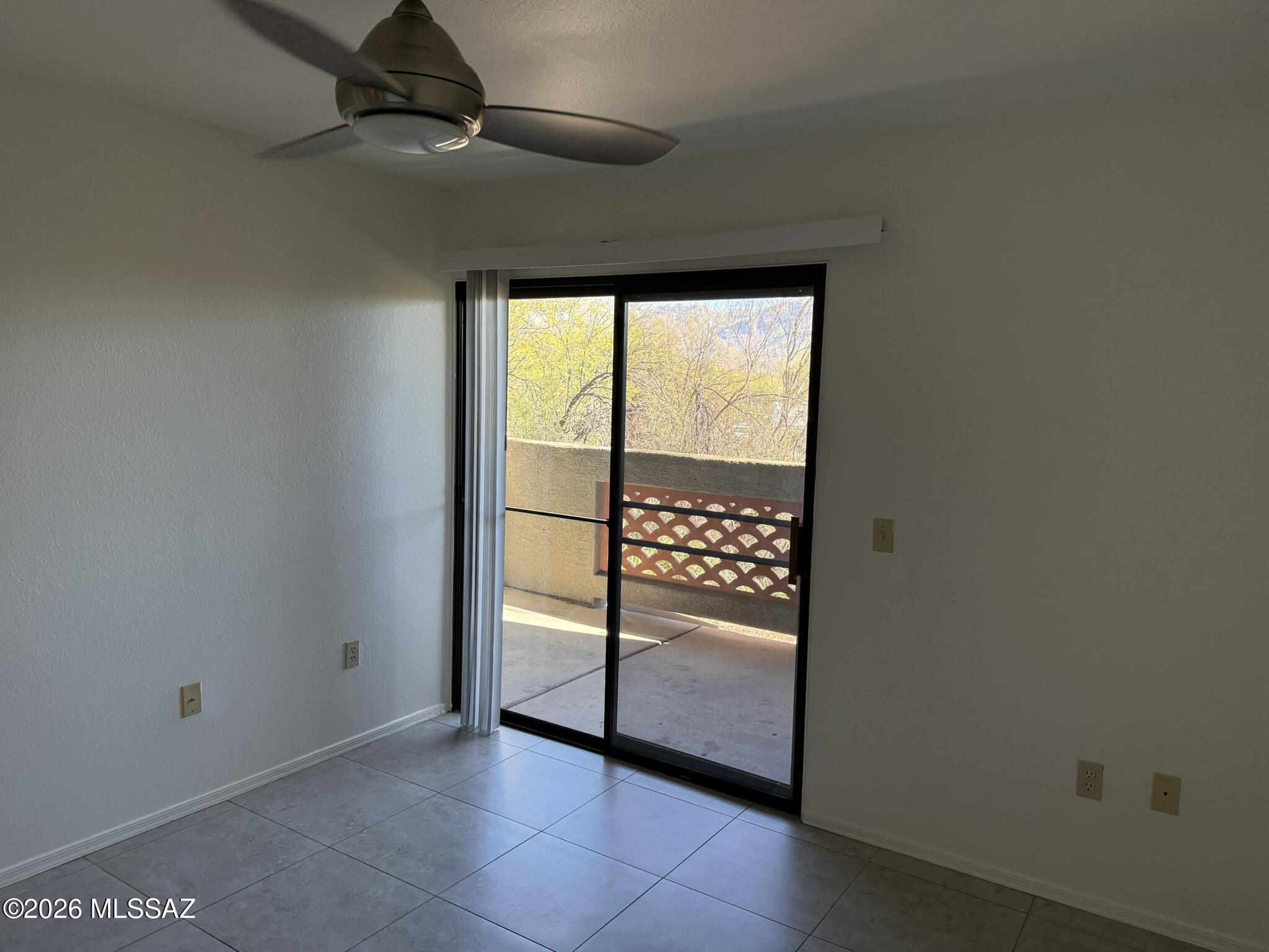 5751 N Kolb Road 34103