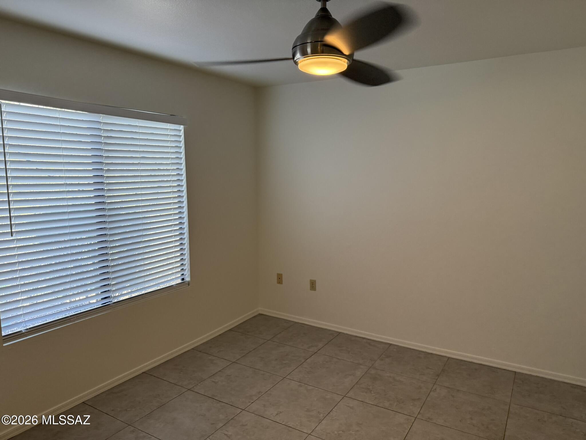 5751 N Kolb Road 34103