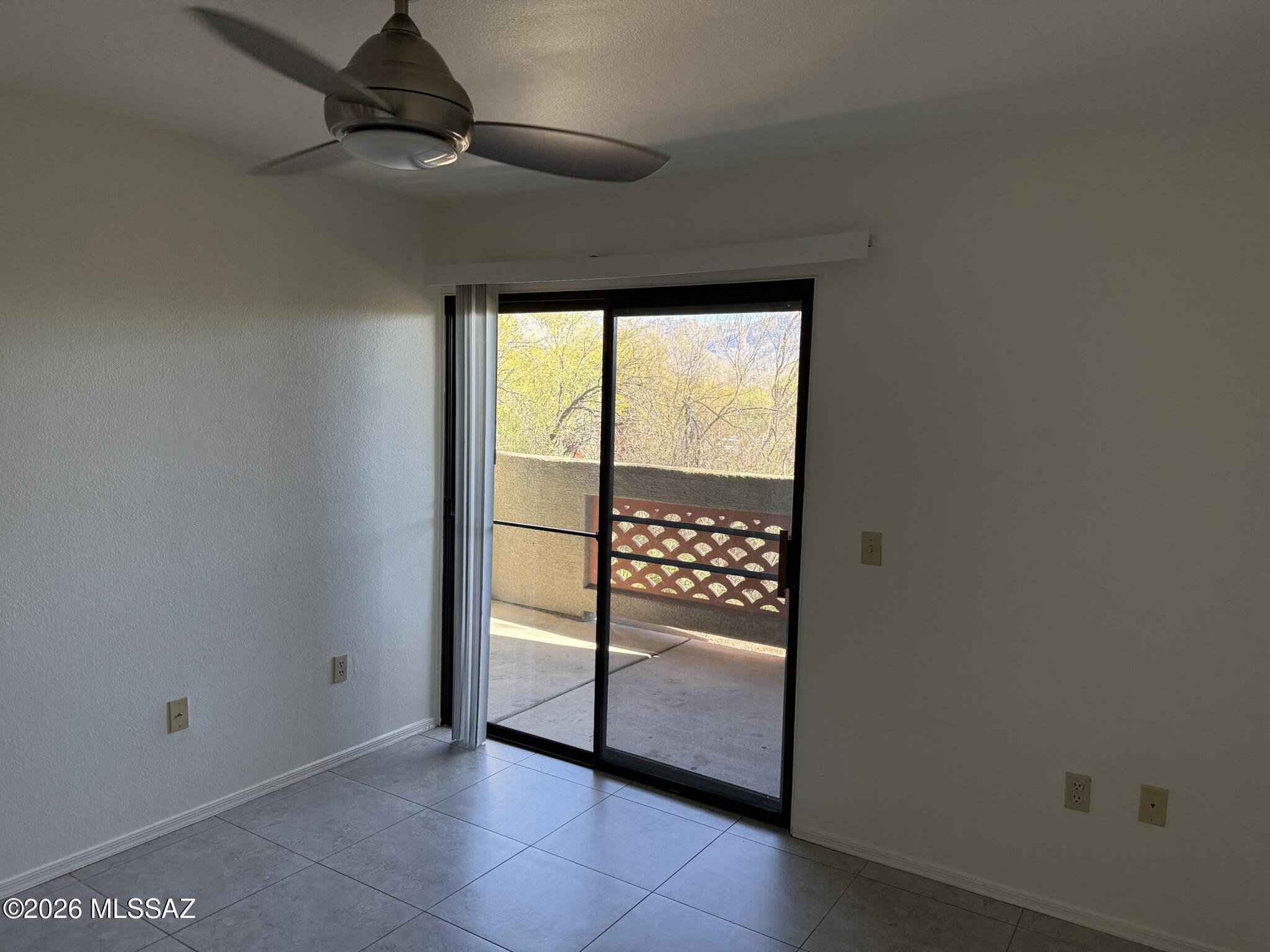 5751 N Kolb Road 34103