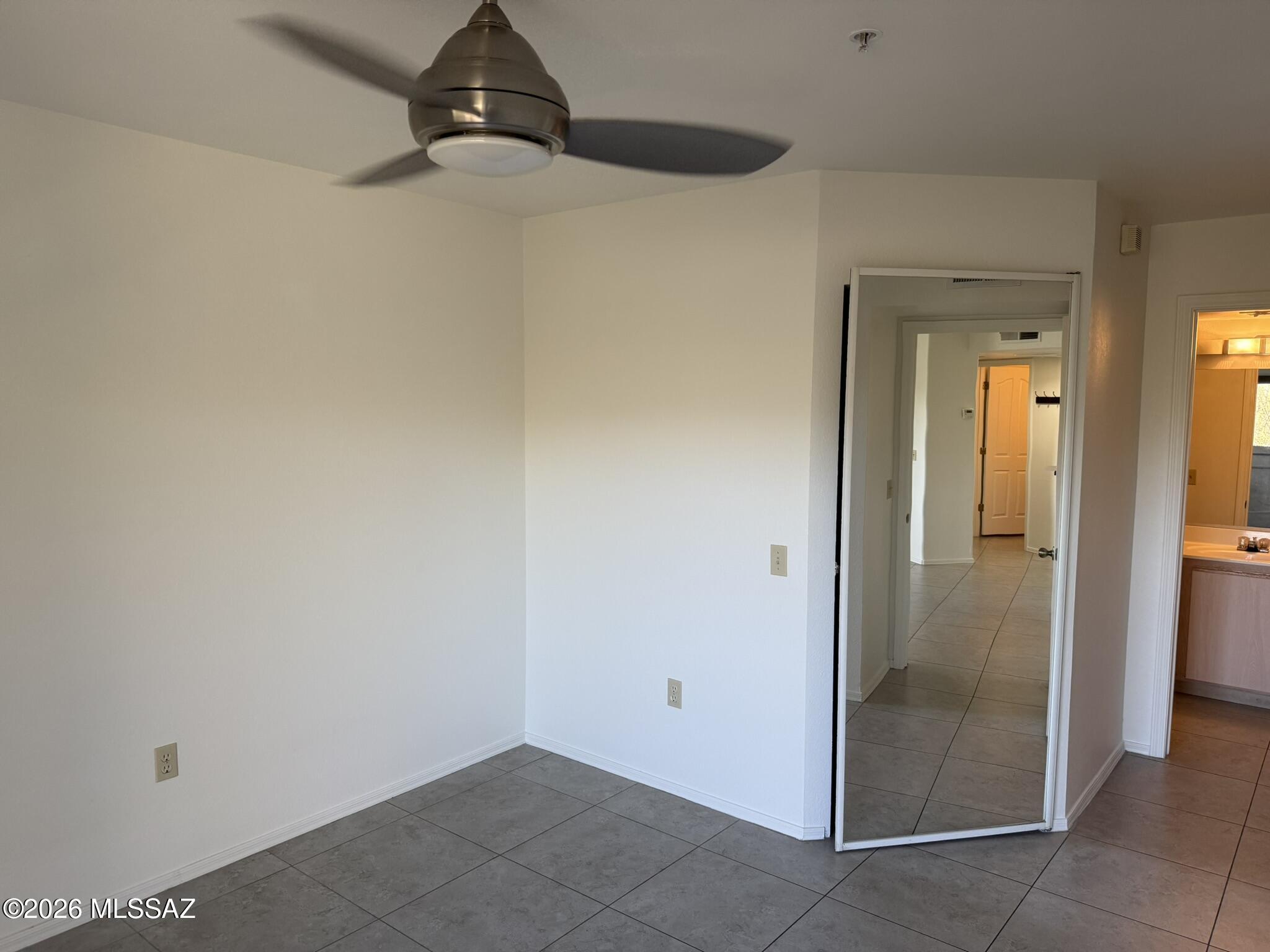 5751 N Kolb Road 34103