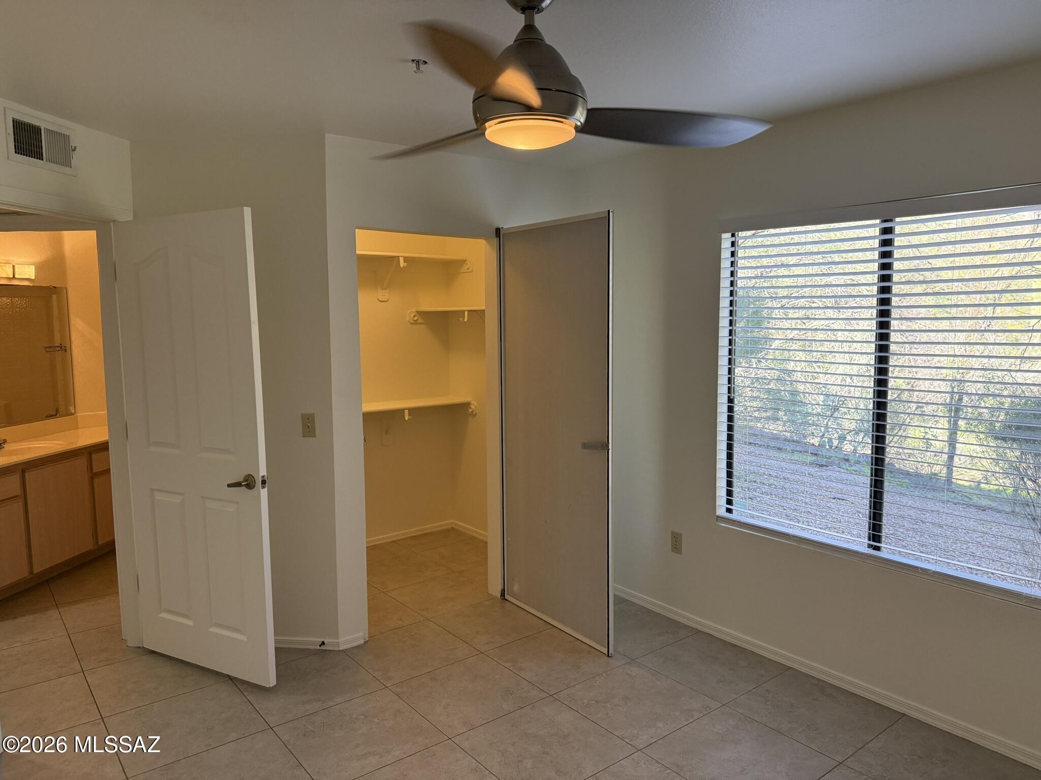 5751 N Kolb Road 34103