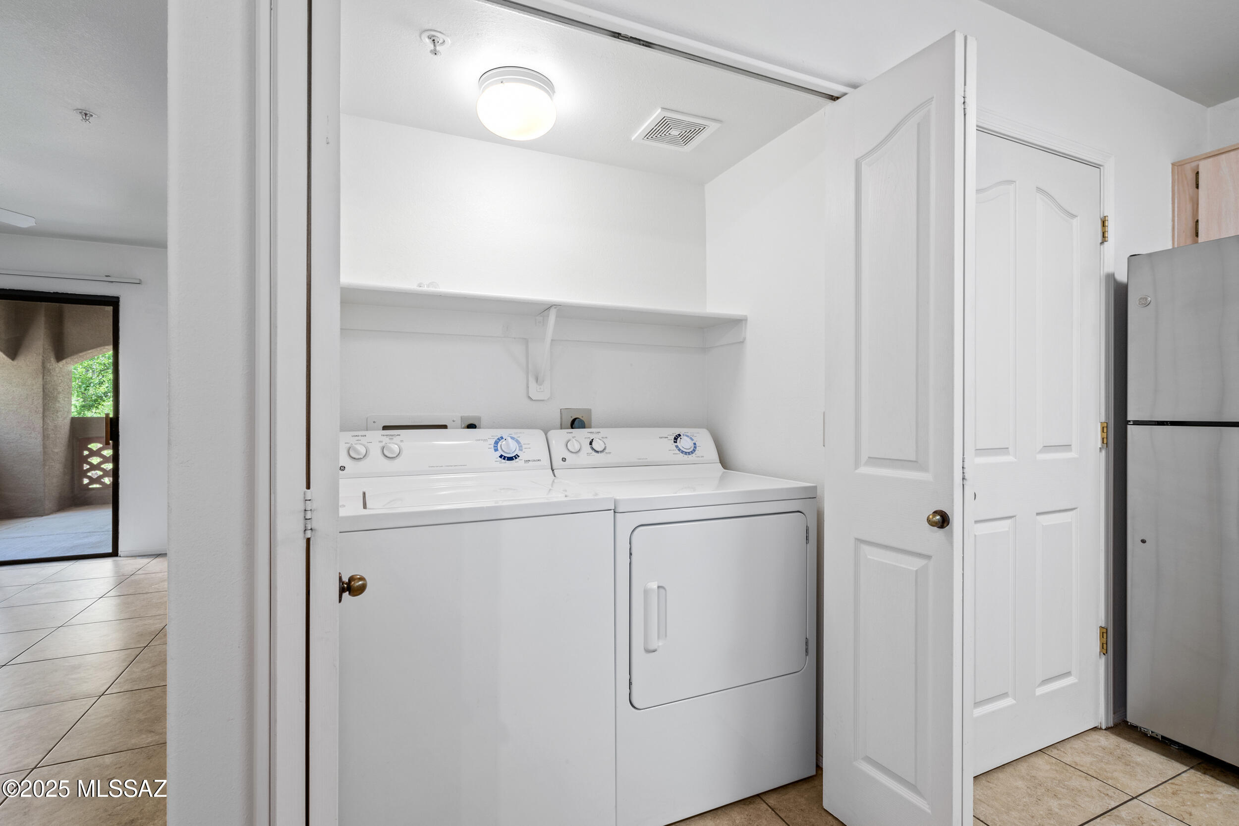 5751 N Kolb Road 5204