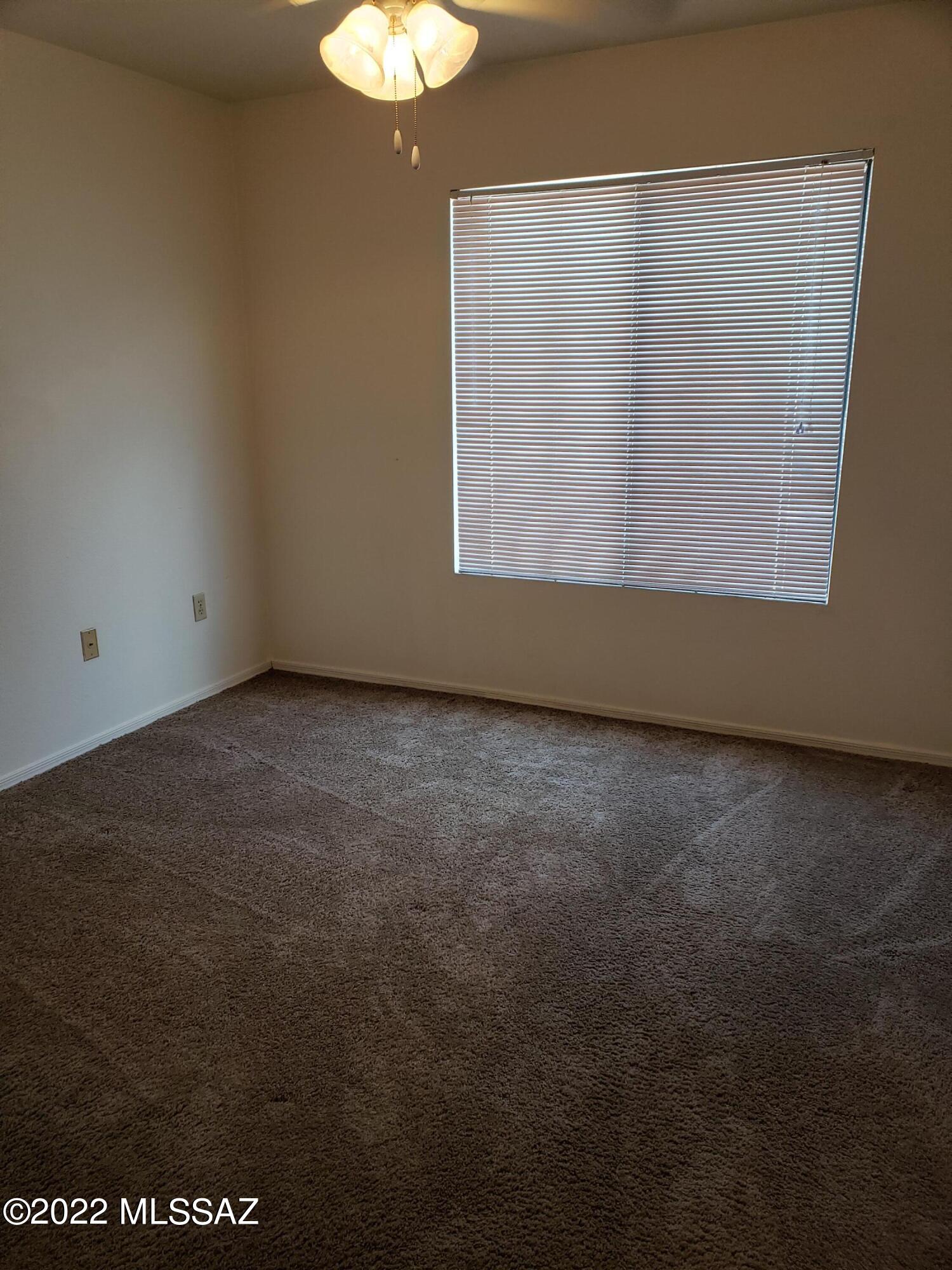 5751 N Kolb Road 22104