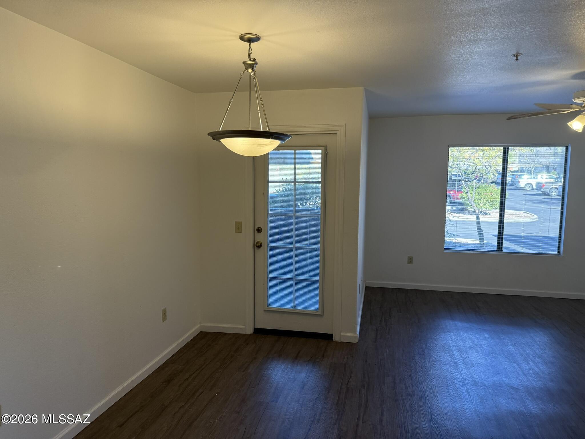 5751 N Kolb Road 22104