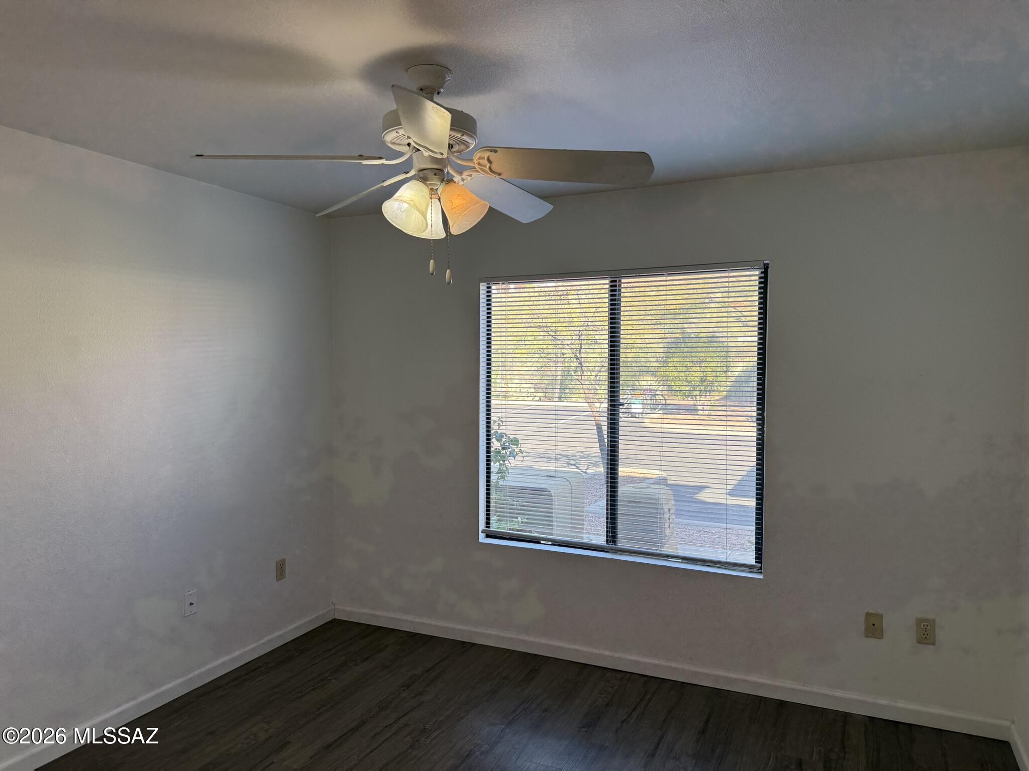 5751 N Kolb Road 22104