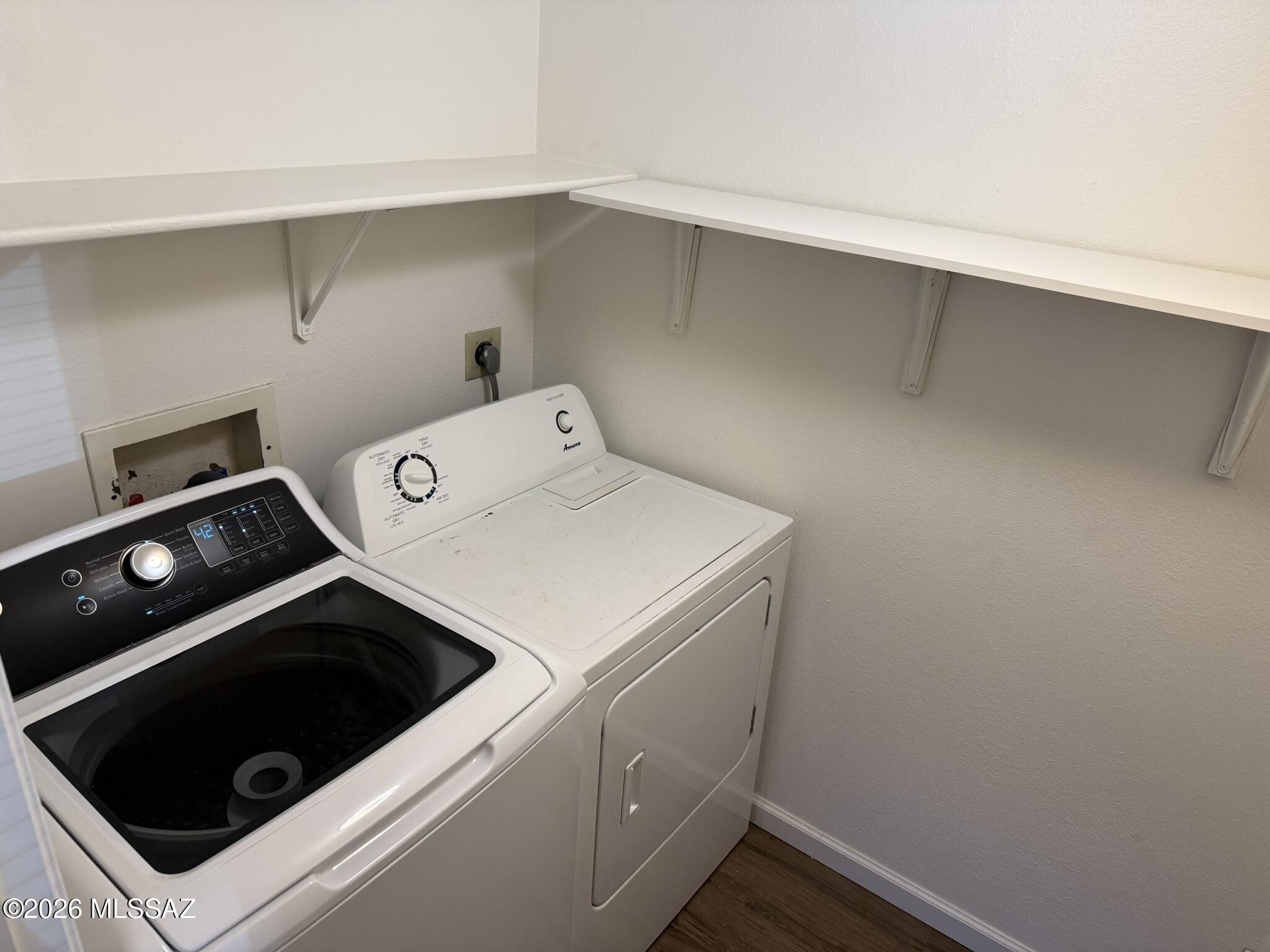 5751 N Kolb Road 22104