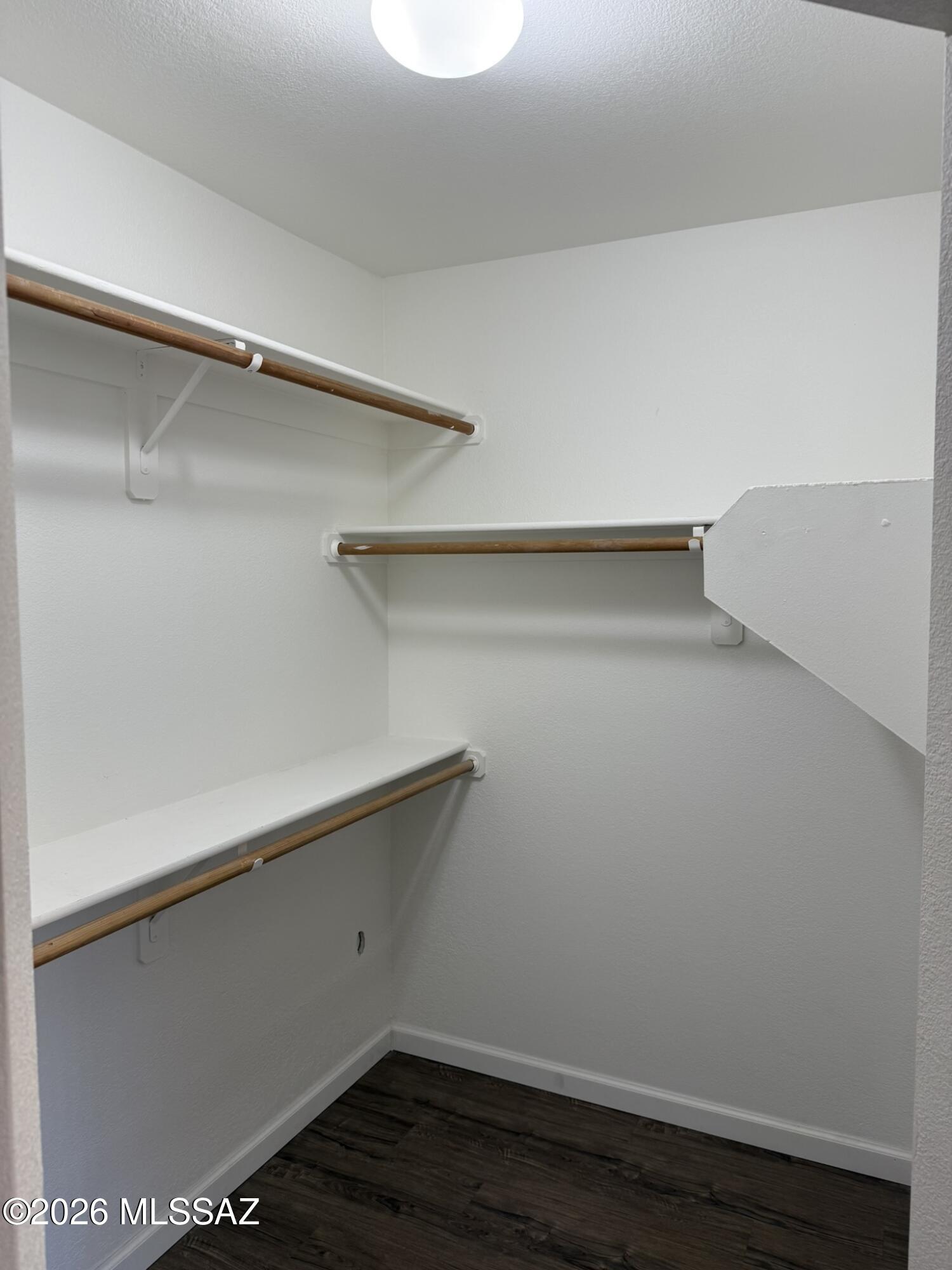 5751 N Kolb Road 22104