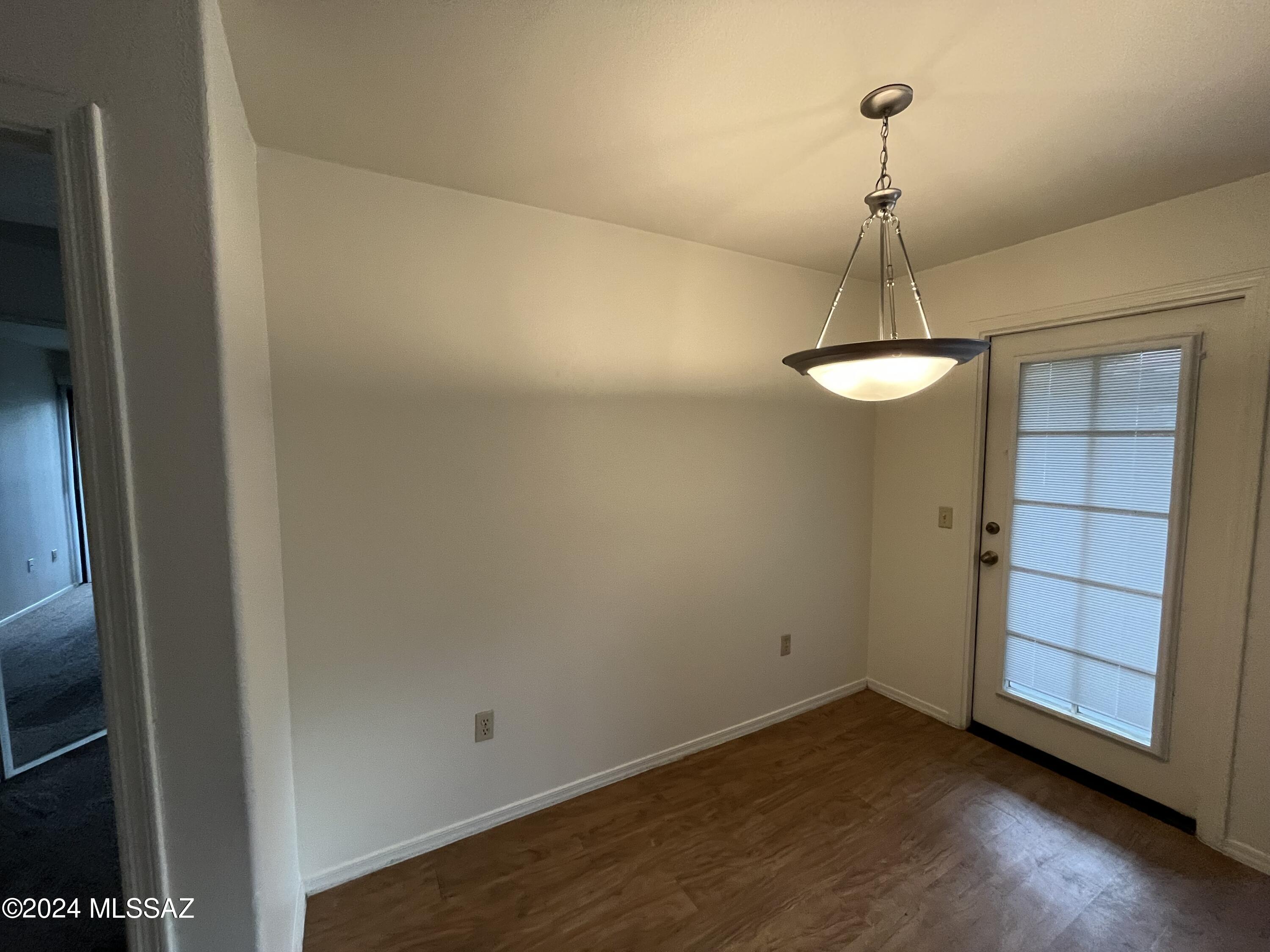 5751 N Kolb Road 22104