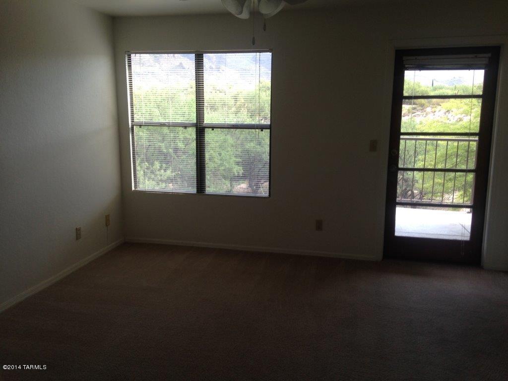 5800 N Kolb Road 6232